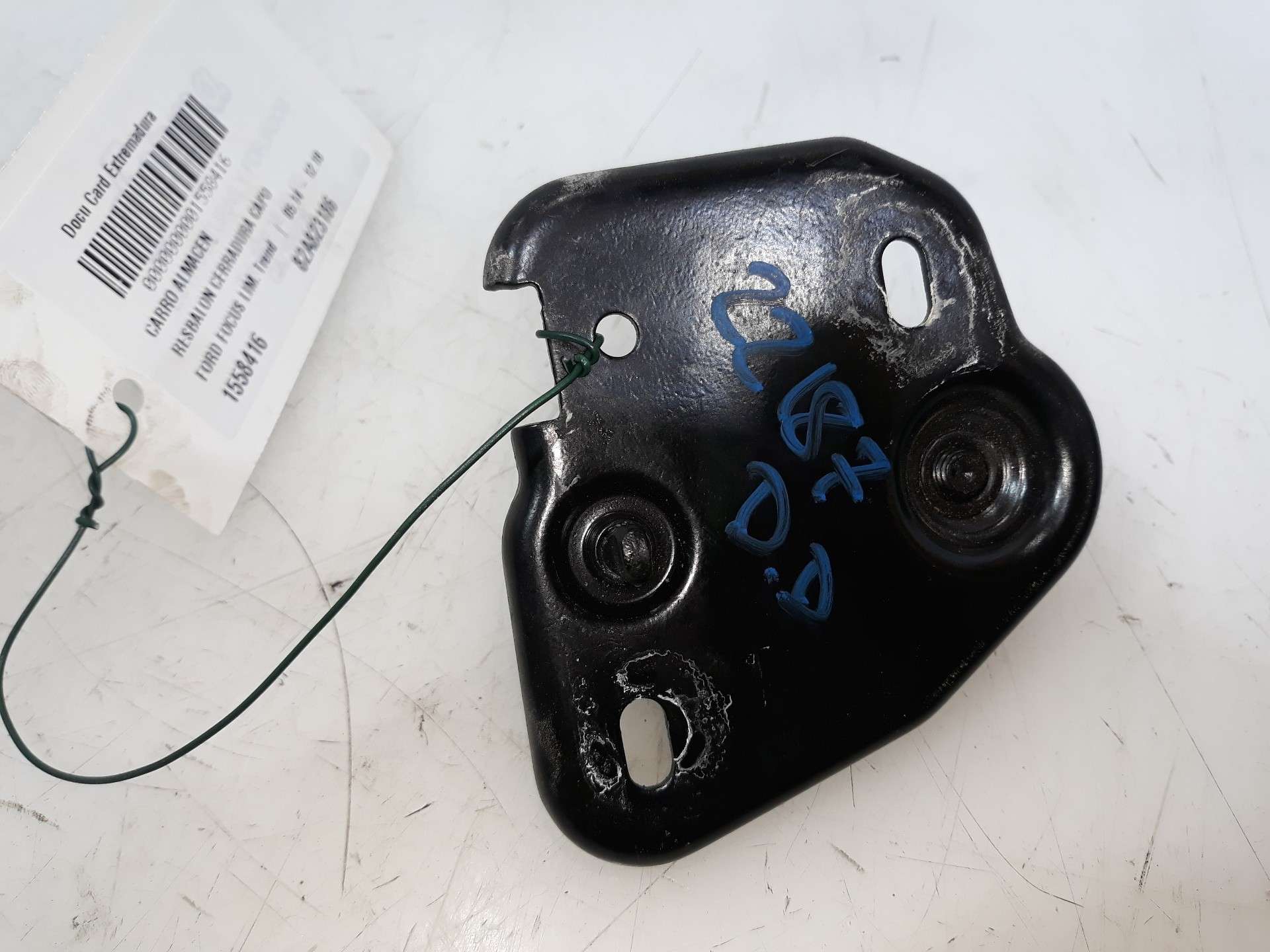 CERRADURA CAPOT FORD FOCUS LIM. 2014-2018 (82A823186 1558416)