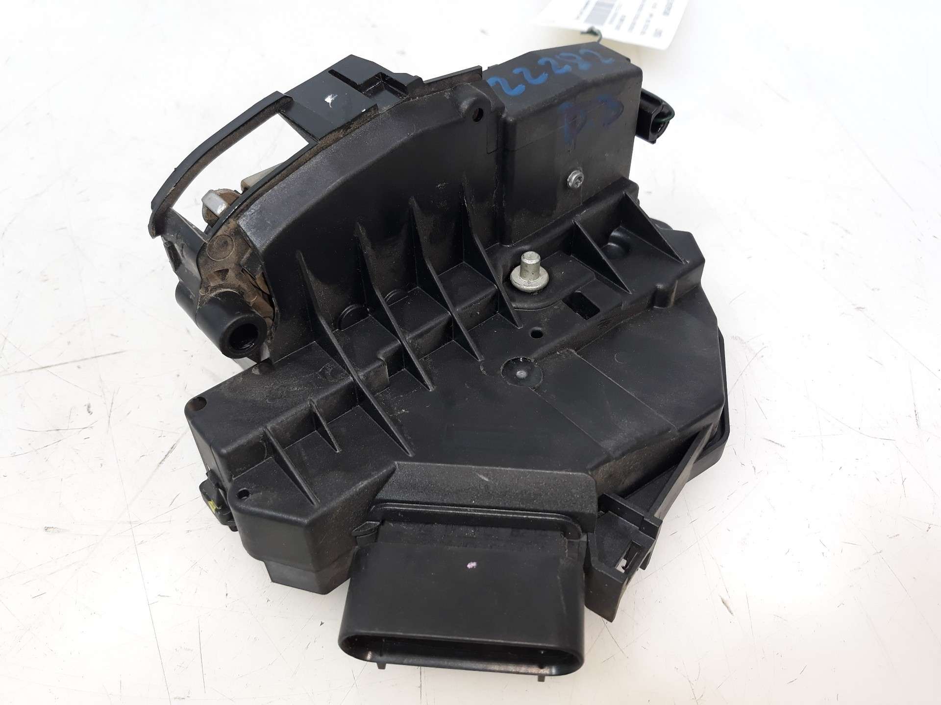 CERRADURA PUERTA TRASERA DERECHA FORD FOCUS LIM. 2014-2018 (2099457 1558427)