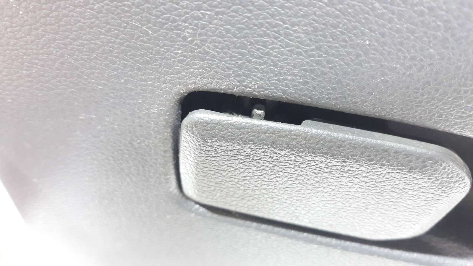 GUANTERA HYUNDAI IONIQ (AE) 2016- (84510G2200 1613303)