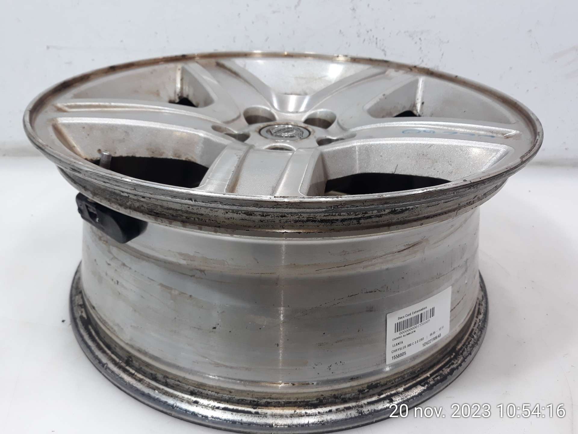 LLANTA CHRYSLER 300C (LX, LE) 2004- (1DV22TRMAB 1558805)