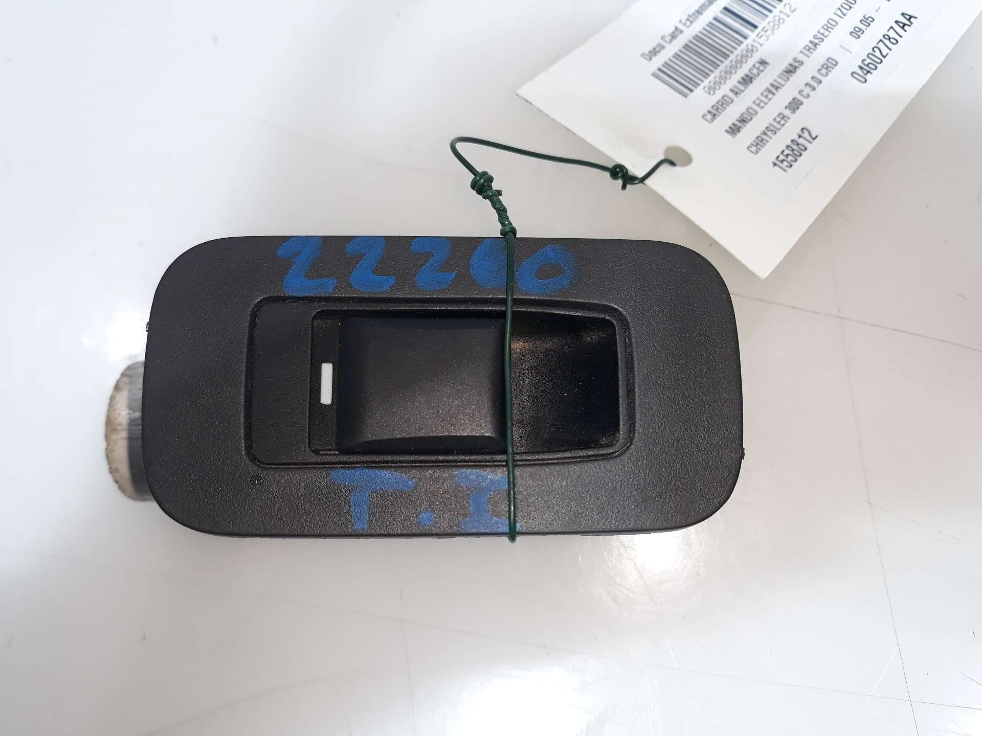 MANDO ELEVALUNAS TRASERO IZQUIERDO CHRYSLER 300C (LX, LE) 2004- (04602787AA 1558812)