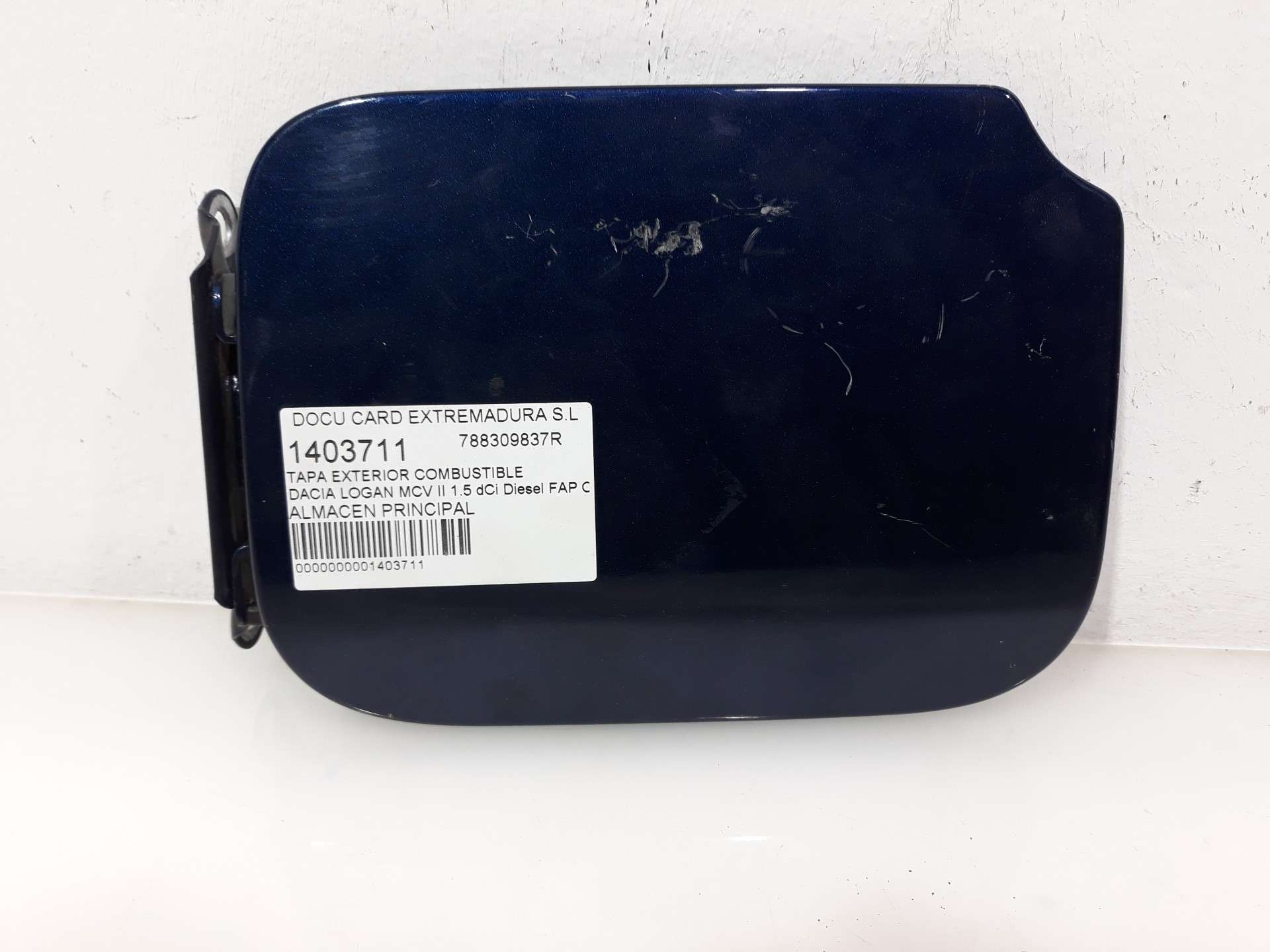 TAPA EXTERIOR COMBUSTIBLE DACIA LOGAN MCV II 2013- (788309837R 1403711)
