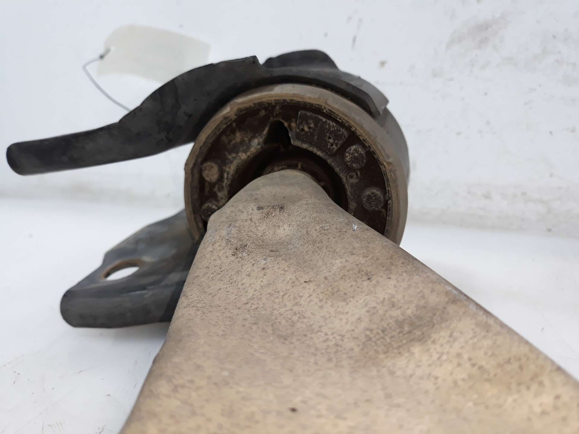 BRAZO SUSPENSION INFERIOR DELANTERO IZQUIERDO LAND ROVER EVOQUE 2011-2018 (BJ323A053 1559713)