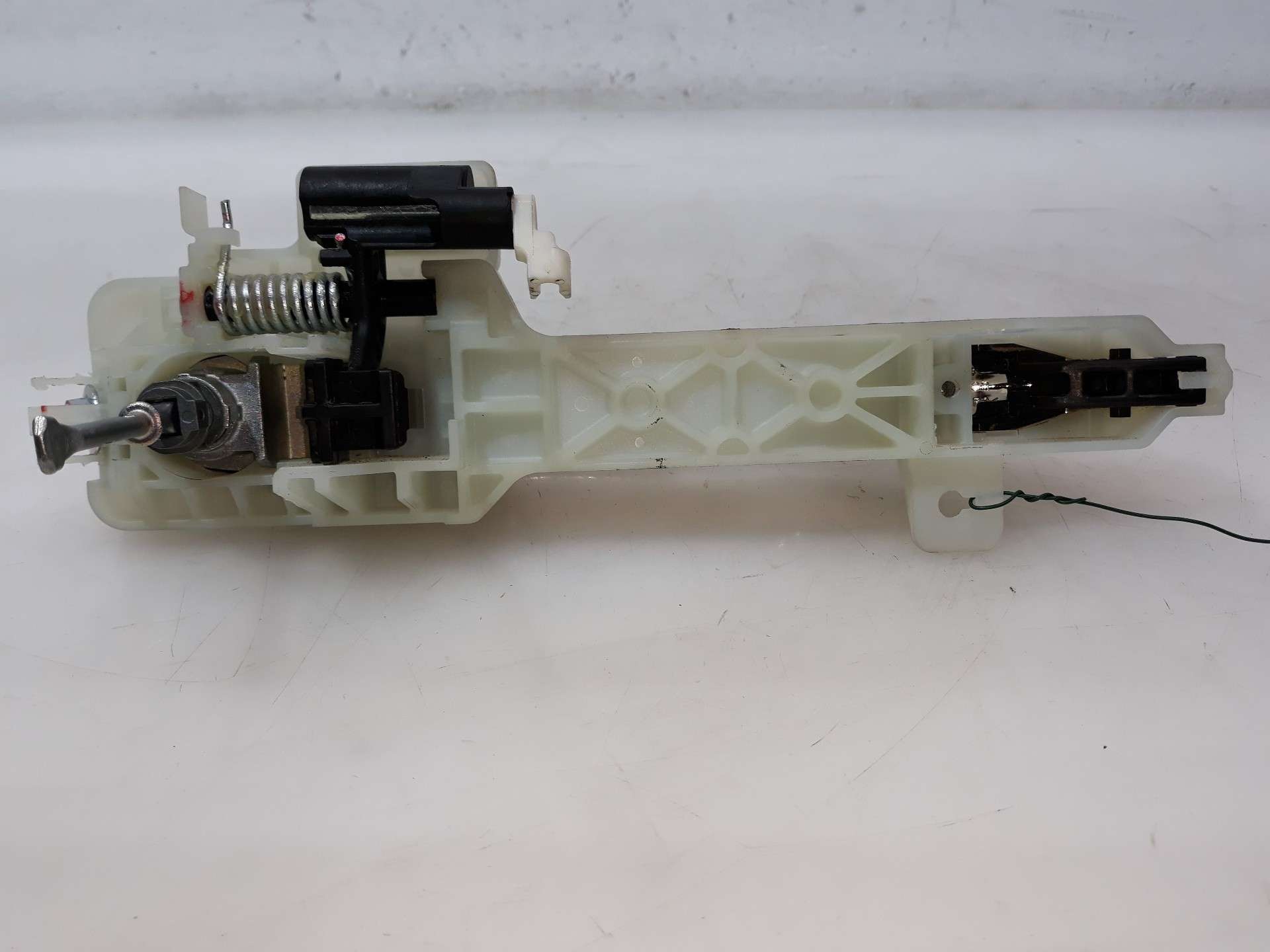 MANETA EXTERIOR DELANTERA IZQUIERDA KIA NIRO I (DE) 2016- (82651G5010CR 1405846)