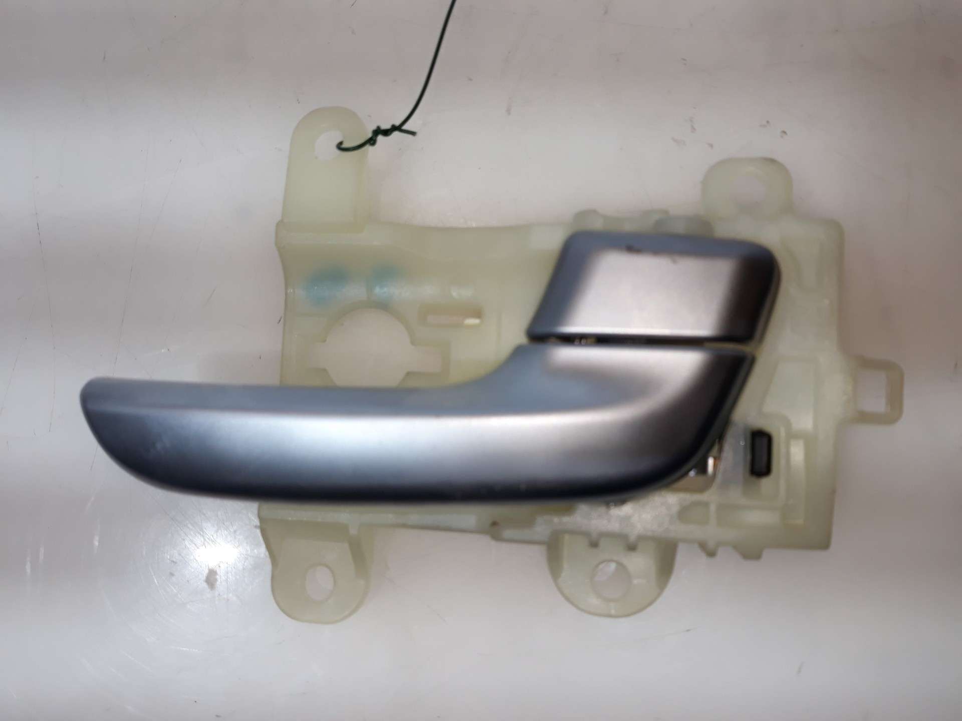 MANETA INTERIOR DELANTERA DERECHA KIA NIRO I (DE) 2016- (82620G5000 1405850)