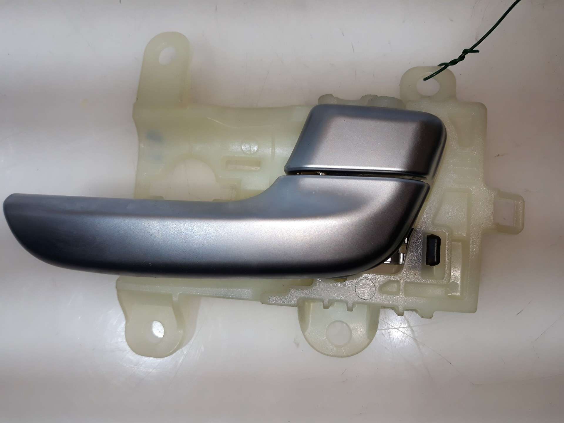 MANETA INTERIOR TRASERA DERECHA KIA NIRO I (DE) 2016- (82620G5010 1405852)