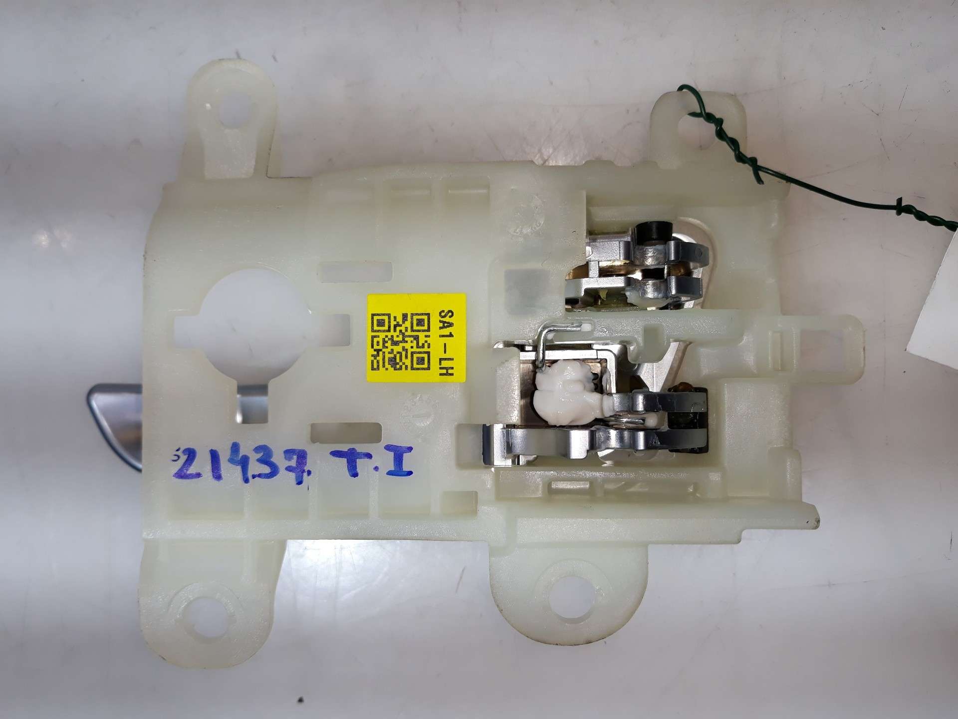 MANETA INTERIOR TRASERA IZQUIERDA KIA NIRO I (DE) 2016- (82610G5010 1405853)