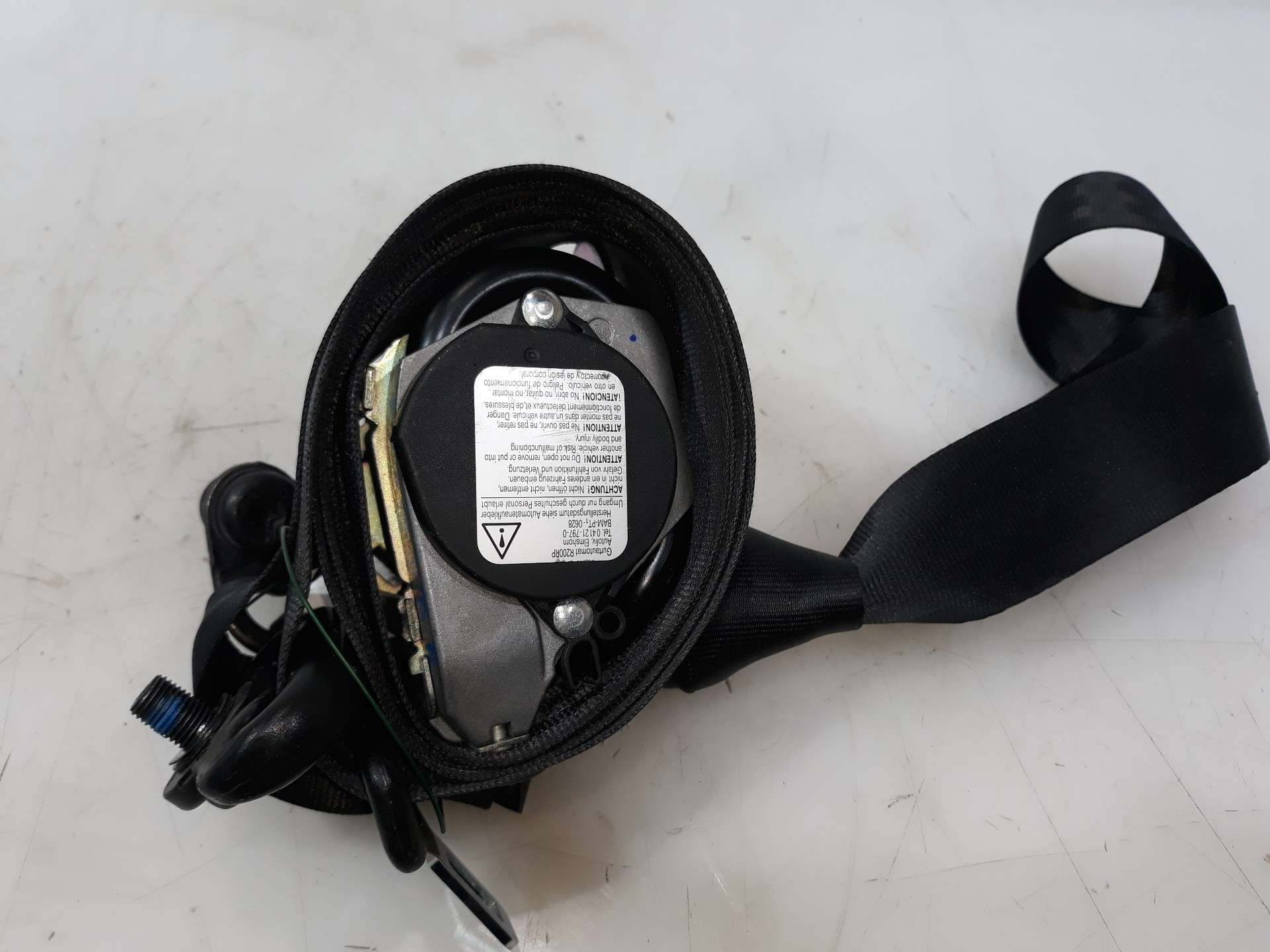 CINTURON SEGURIDAD DELANTERO DERECHO FORD FOCUS LIM. 2014-2018 (617232000 1560790)