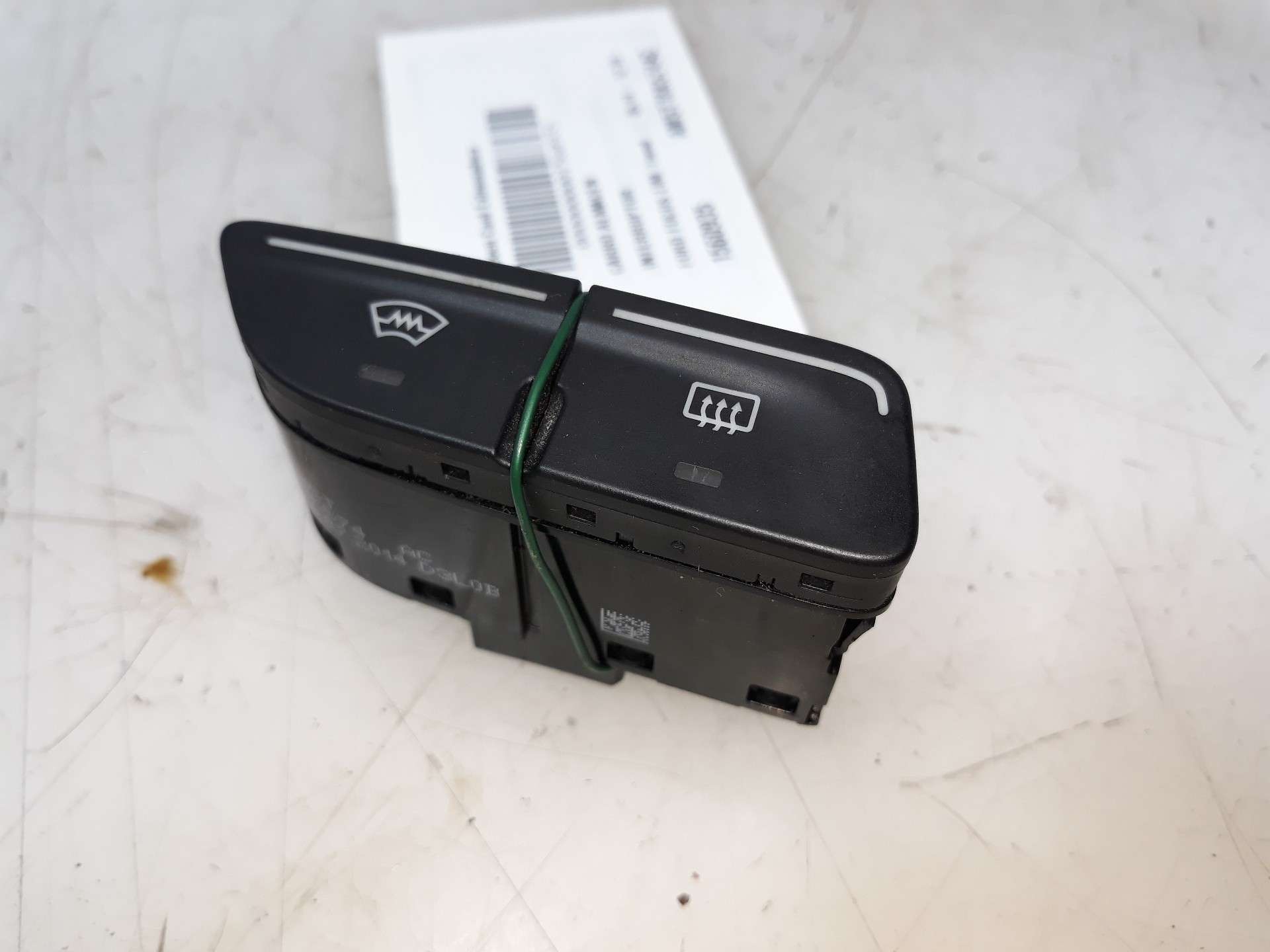 INTERRUPTOR FORD FOCUS LIM. 2014-2018 (AM5T18K574AC 1560935)