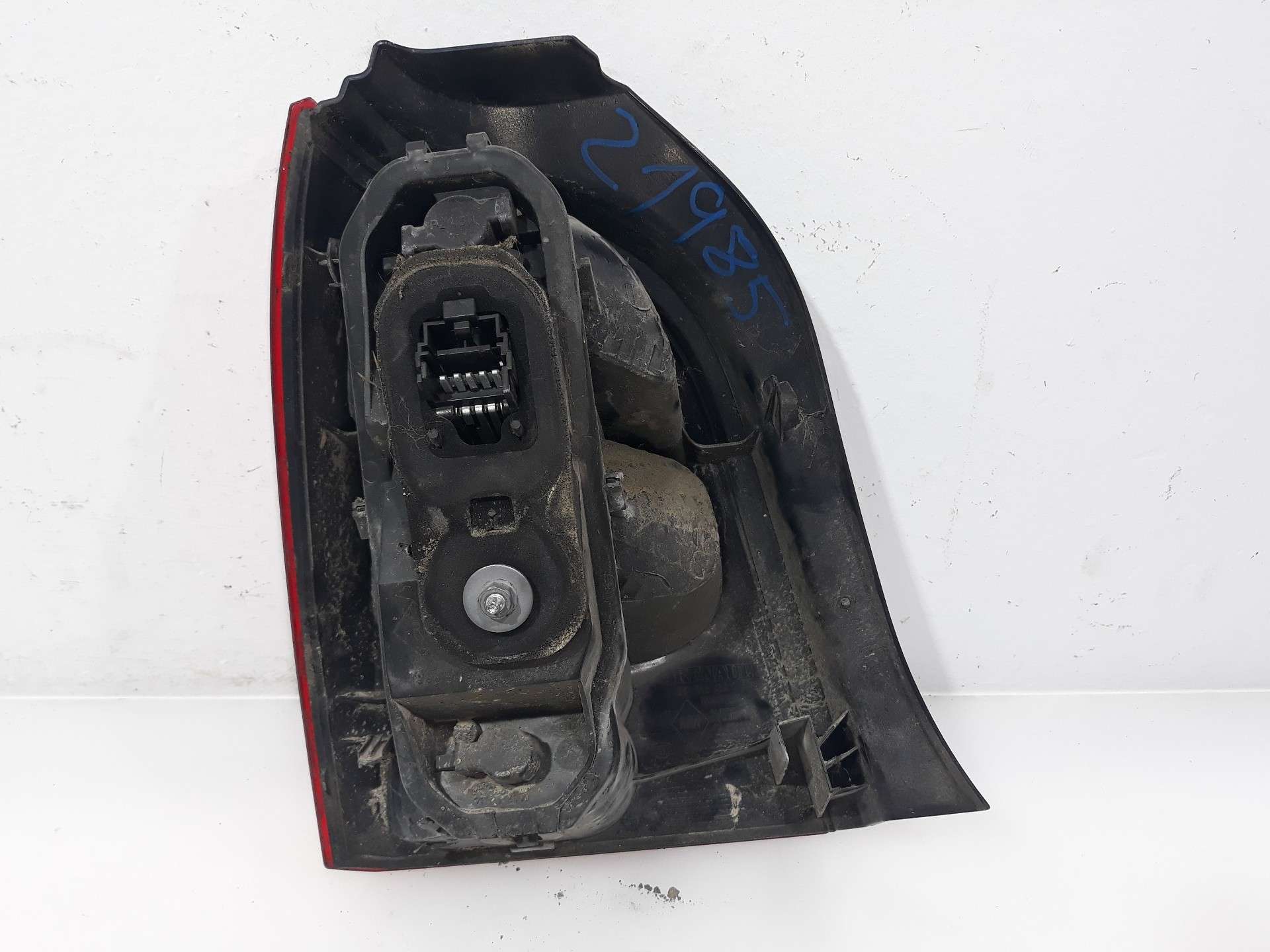 PILOTO TRASERO DERECHO RENAULT TWINGO 2007-2016 (8200387889 1506919)