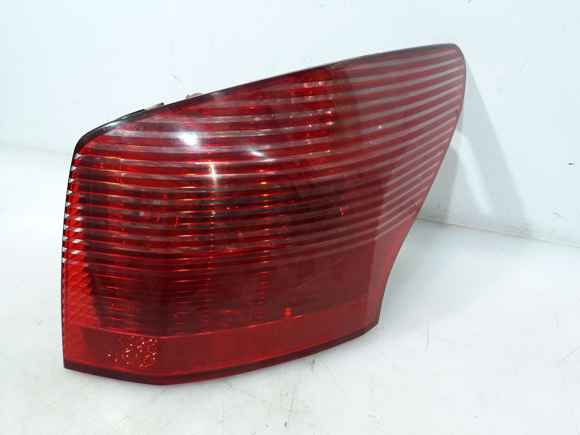 PILOTO DELANTERO DERECHO PEUGEOT 407 SW 2004-2011 (9641948680 1409333)