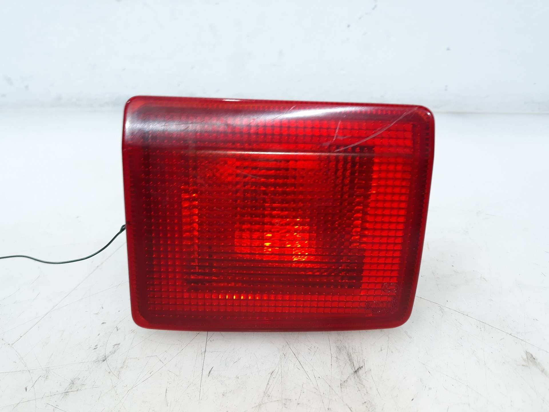 FARO ANTINIEBLA TRASERO IZQUIERDO PEUGEOT 407 SW 2004-2011 (6350T4 1409364)