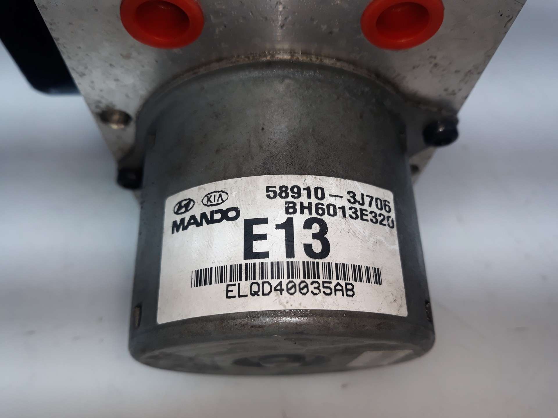 ABS HYUNDAI ix55 2006- (589103J706 1562644)