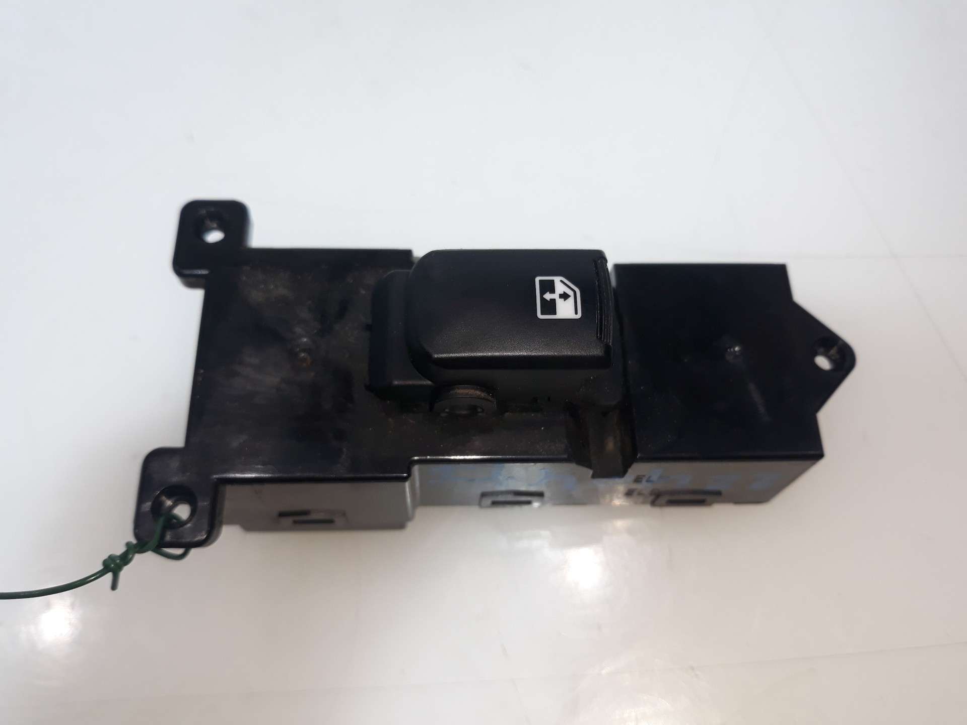 MANDO ELEVALUNAS TRASERO IZQUIERDO HYUNDAI ix55 2006- (935803J000WK 1562690)
