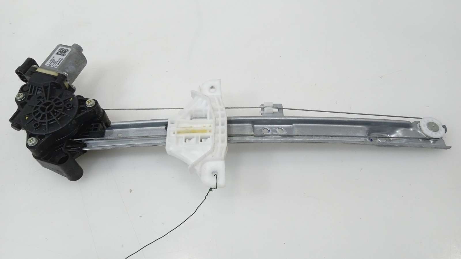 ELEVALUNAS TRASERO IZQUIERDO HYUNDAI BAYON (BC3) 2021- (83401Q0010 1660017)