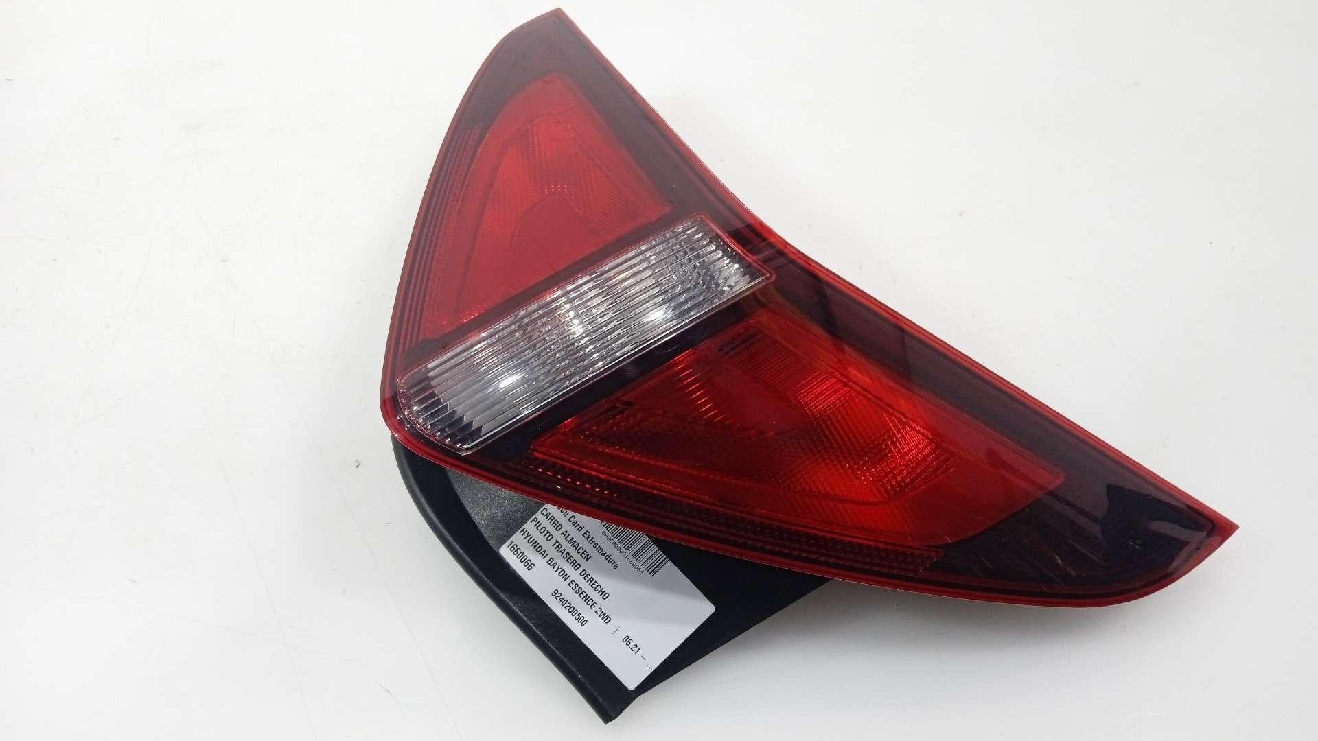 PILOTO TRASERO DERECHO HYUNDAI BAYON (BC3) 2021- (92402Q0500 1660066)