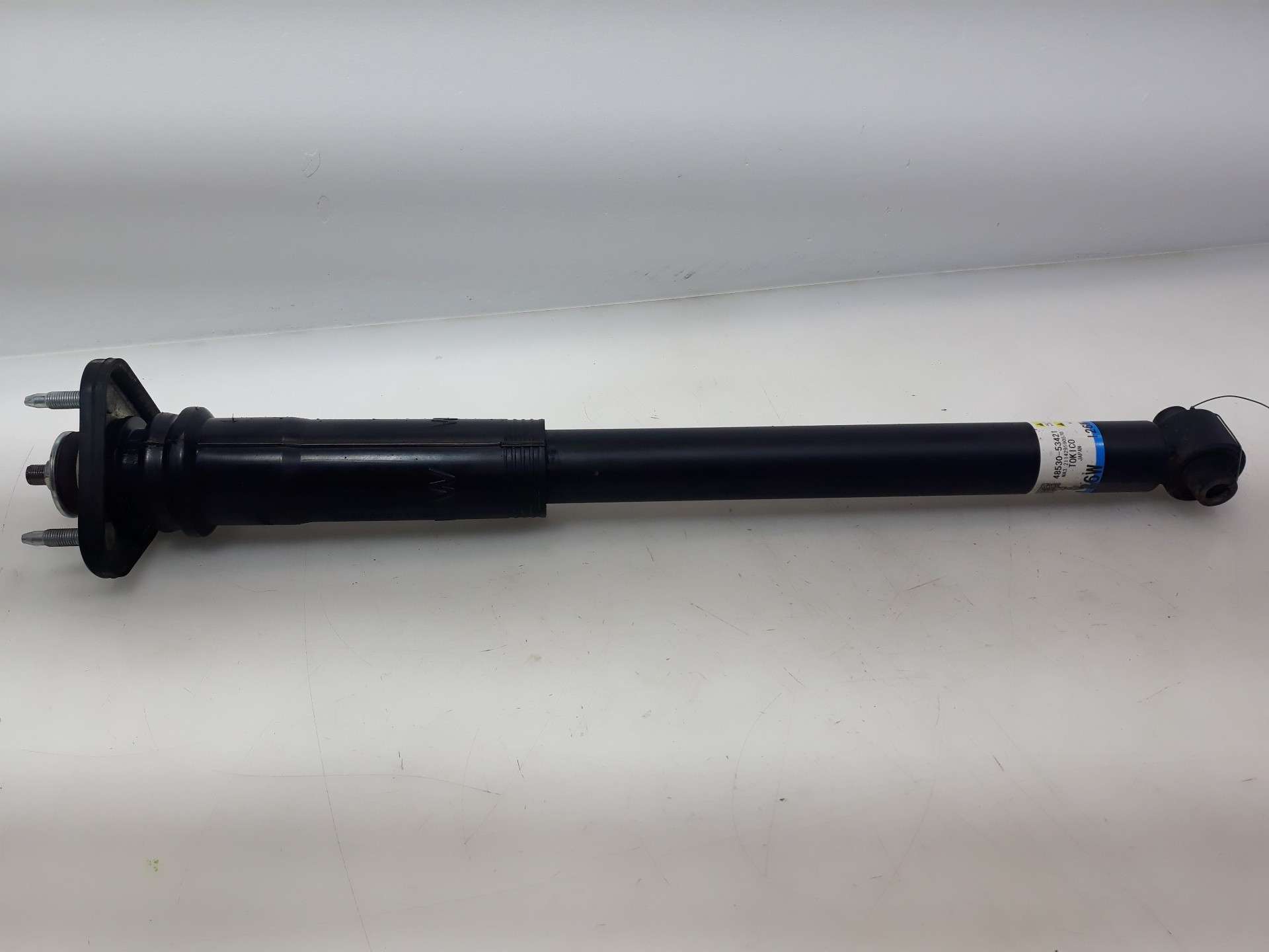 AMORTIGUADOR TRASERO DERECHO LEXUS IS 2013- (4853053421 1508007)