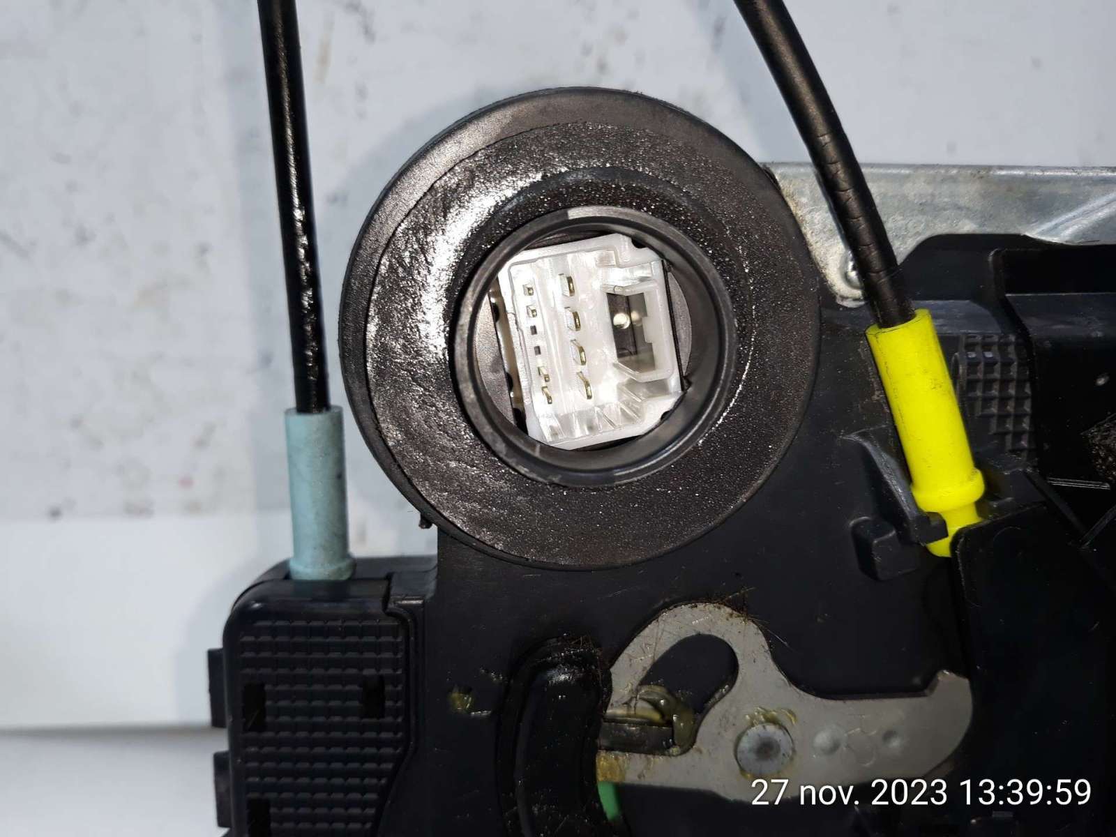 CERRADURA PUERTA TRASERA DERECHA LEXUS IS 2013- (6905033131 1508029)