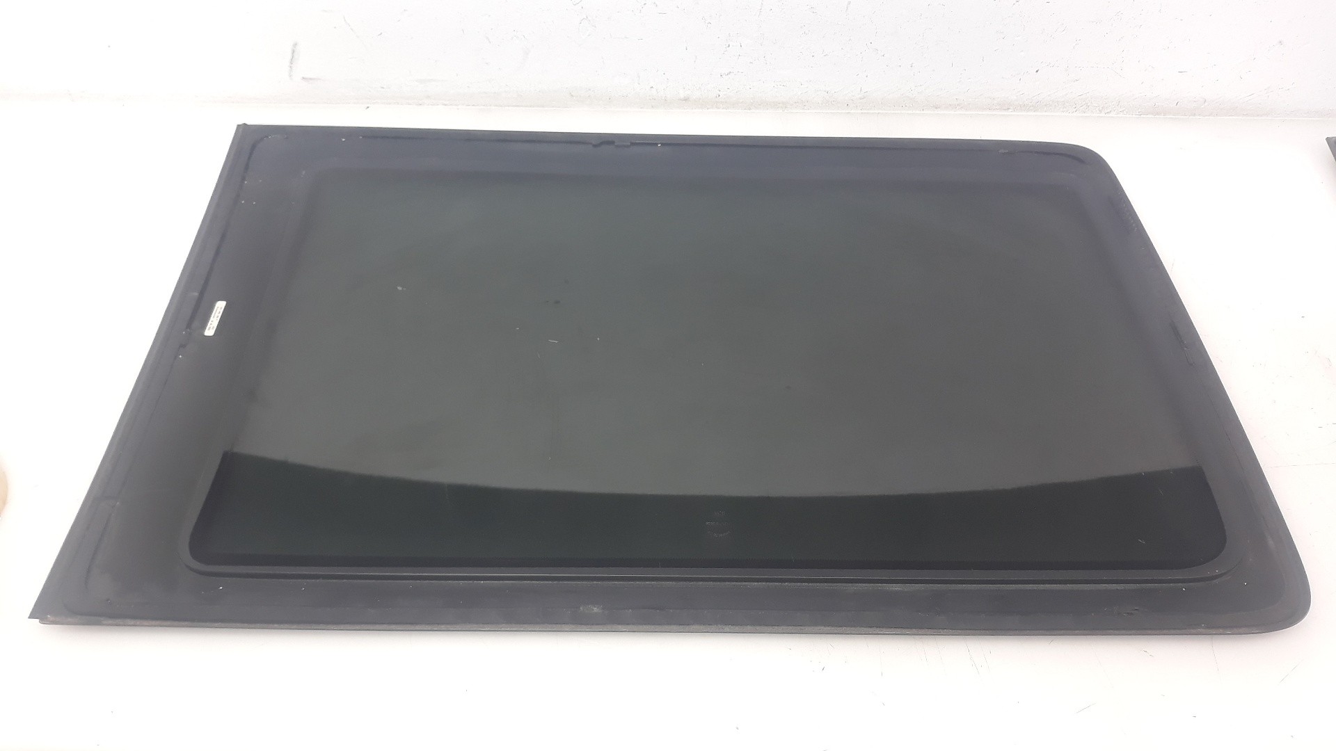 LUNA CUSTODIA TRASERA DERECHA VOLKSWAGEN T5 BUS 2003-2009 (7H1845332P 1564692)