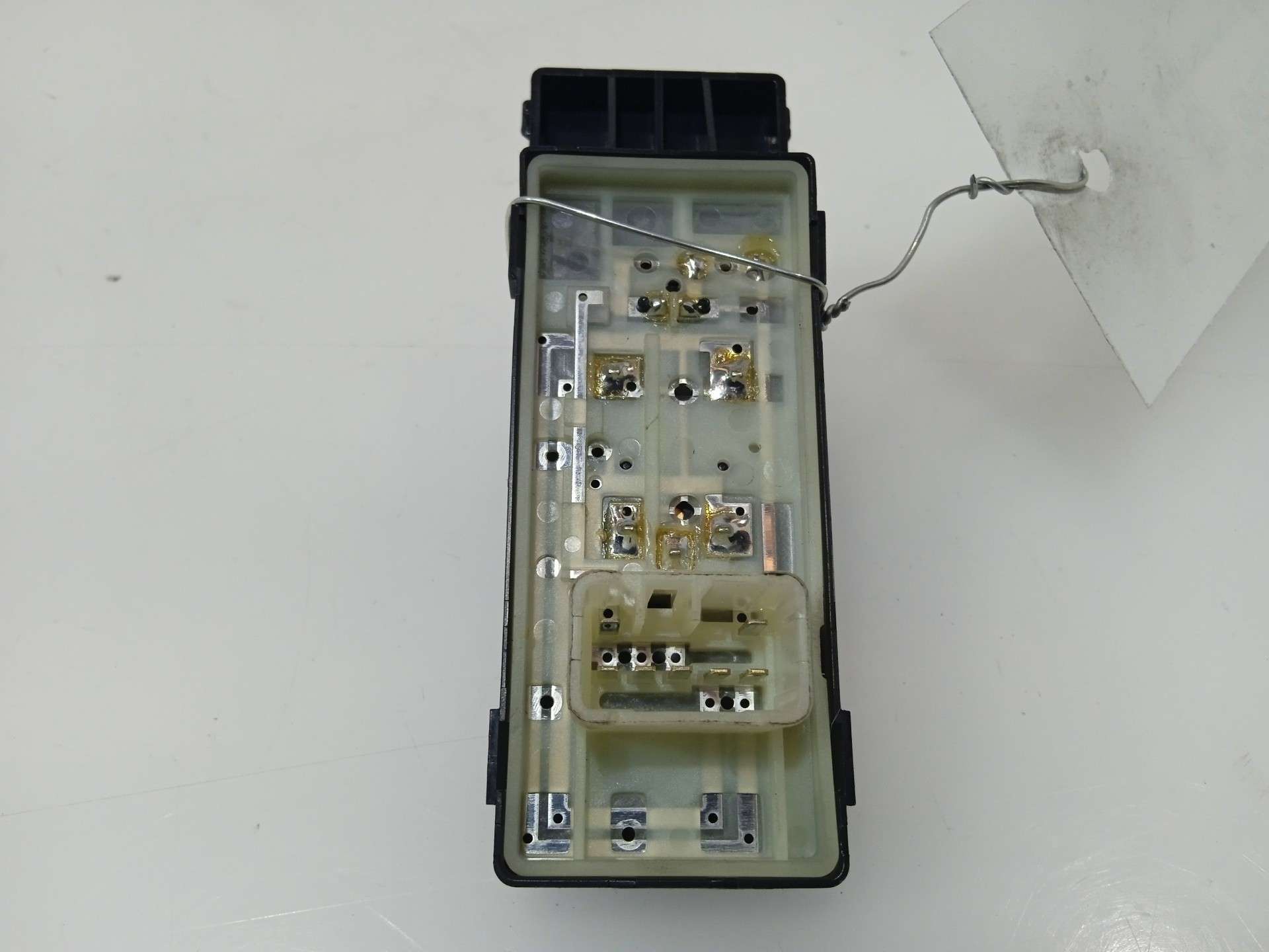 MANDO ELEVALUNAS TRASERO IZQUIERDO HYUNDAI IONIQ (AE) 2016- (93580G2010 1617890)