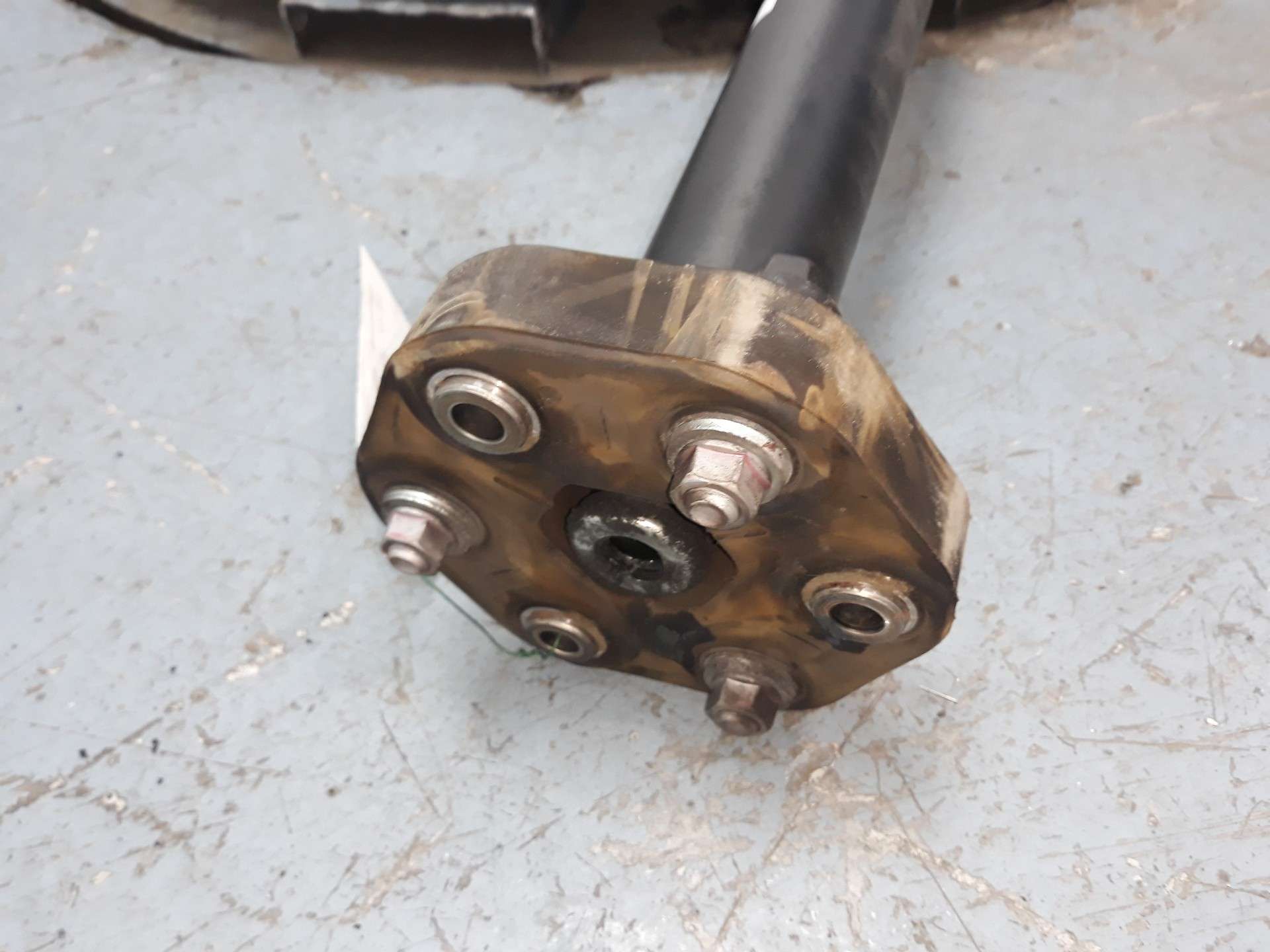 TRANSMISION CENTRAL LEXUS IS 2013- (3710053150 1508079)