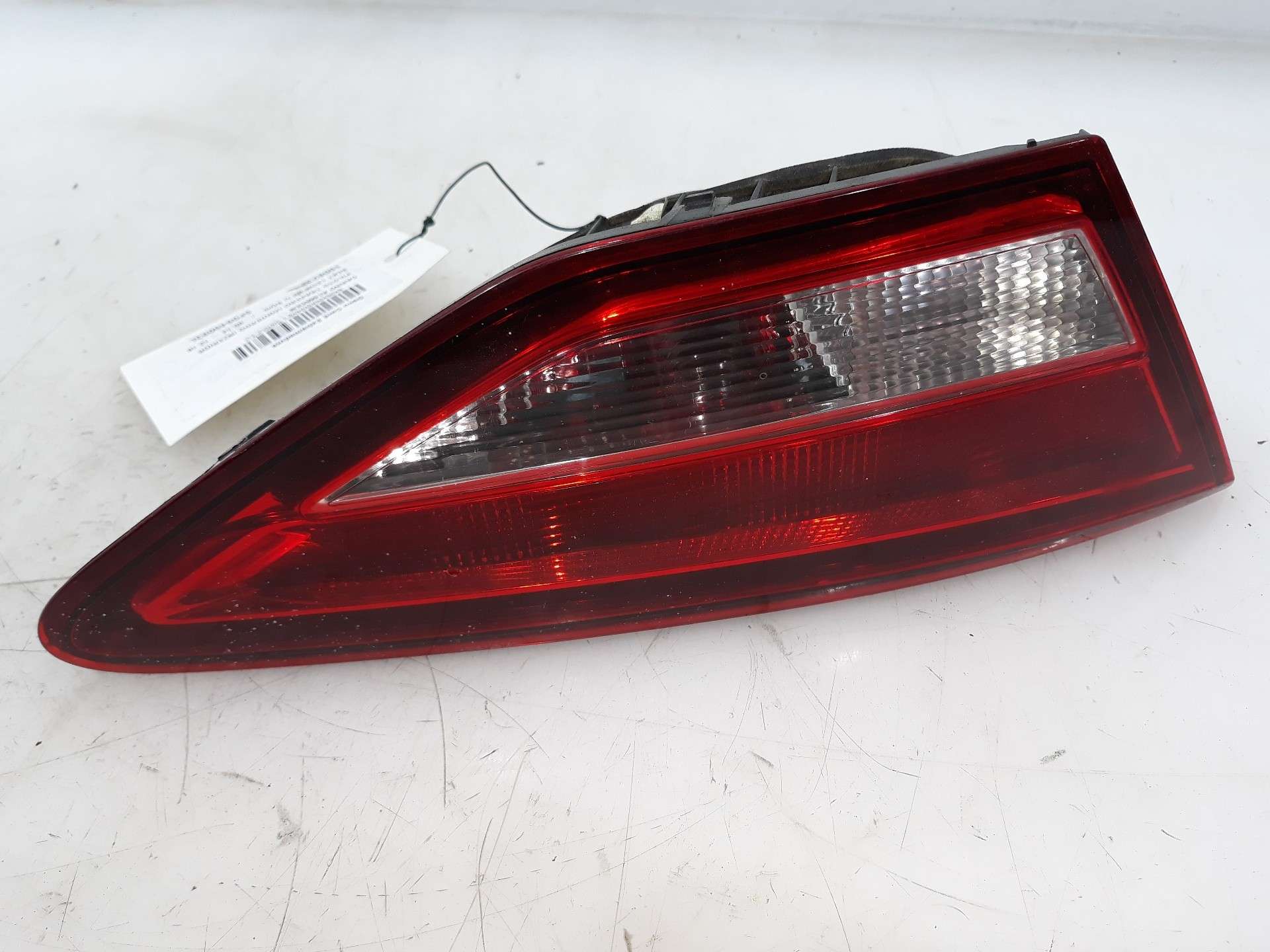 PILOTO TRASERO IZQUIERDO INTERIOR SEAT LEON (5F1) 2012-2021 (5F0945093L 1508232)