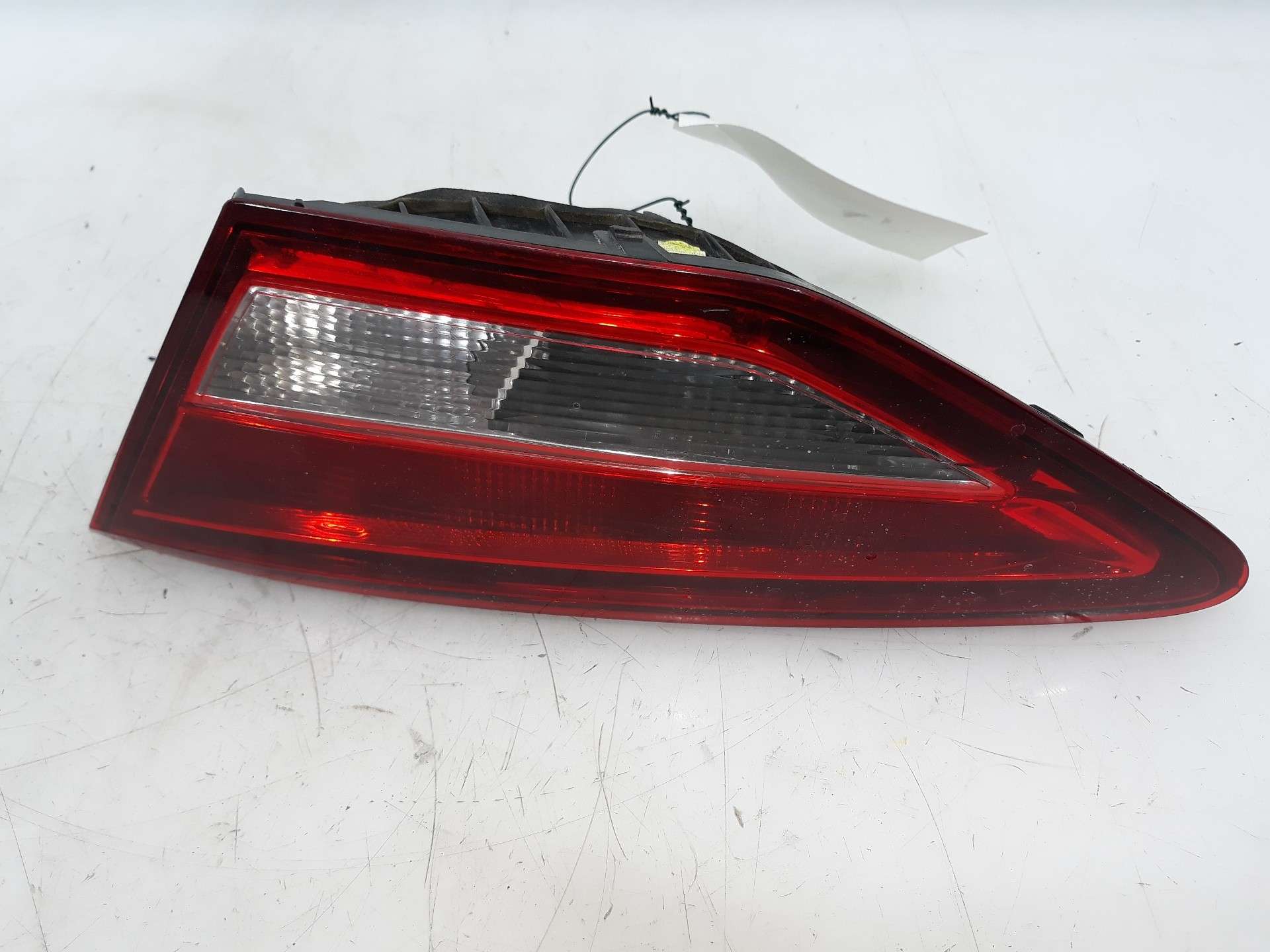 PILOTO TRASERO DERECHO INTERIOR SEAT LEON (5F1) 2012-2021 (5F0945094L 1508233)