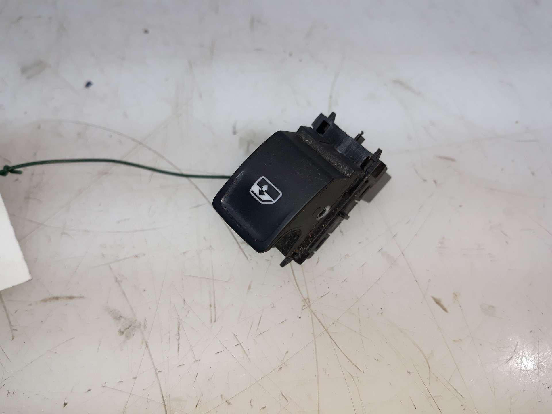 MANDO ELEVALUNAS DELANTERO DERECHO SEAT LEON (5F1) 2012-2021 (5G0959855R 1508243)