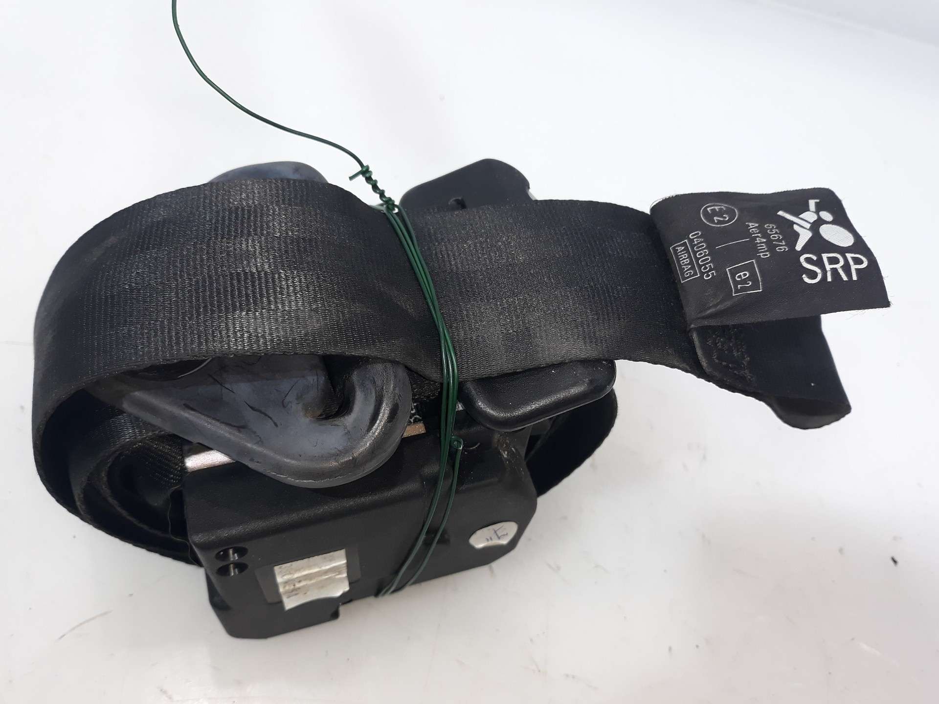 CINTURON SEGURIDAD DELANTERO DERECHO RENAULT TWINGO 2007-2016 (8200532101 1509599)