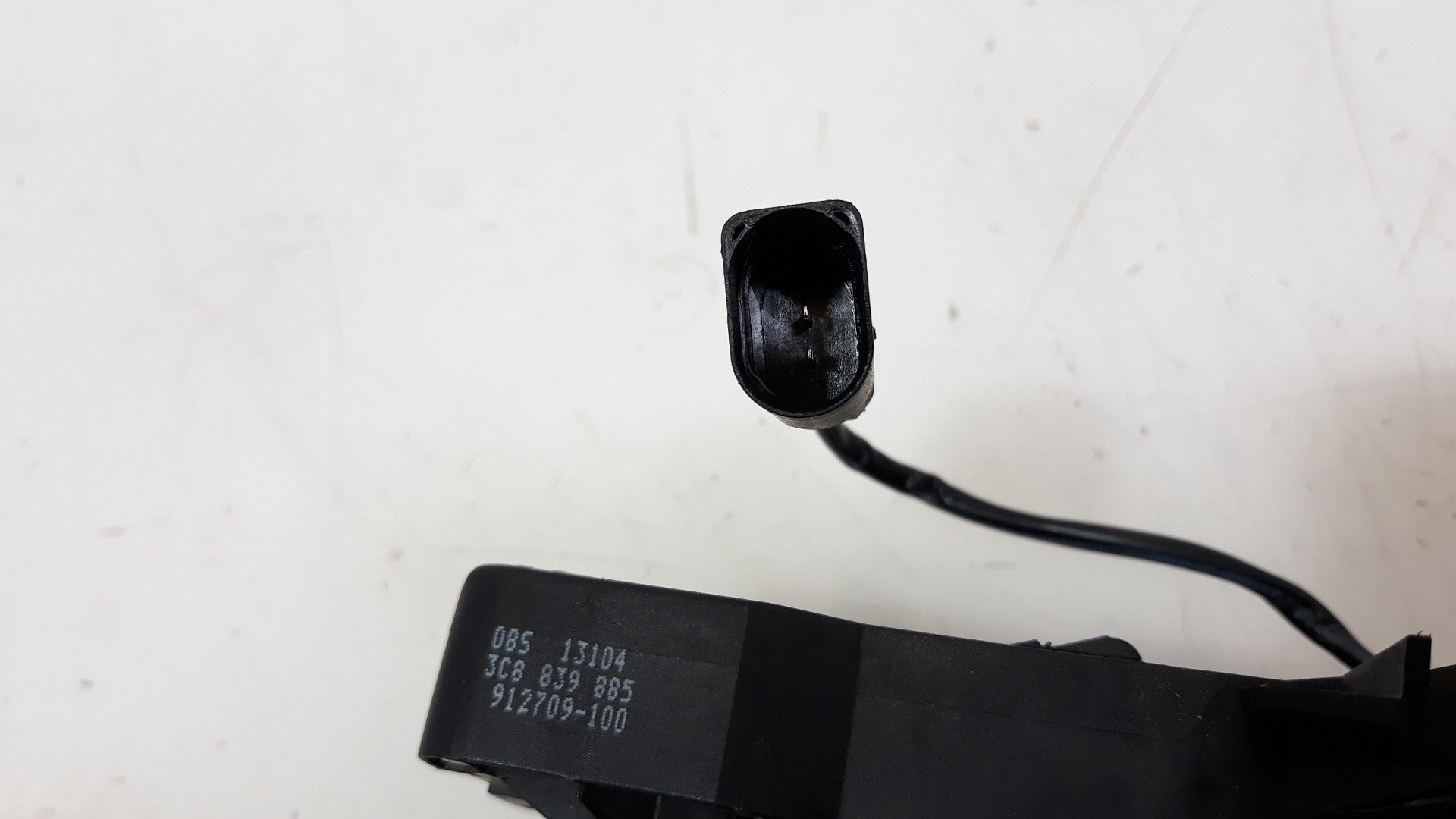 MANETA EXTERIOR TRASERA IZQUIERDA VOLKSWAGEN CC (358) 2011-2016 (3C0837205GRU 1618948)