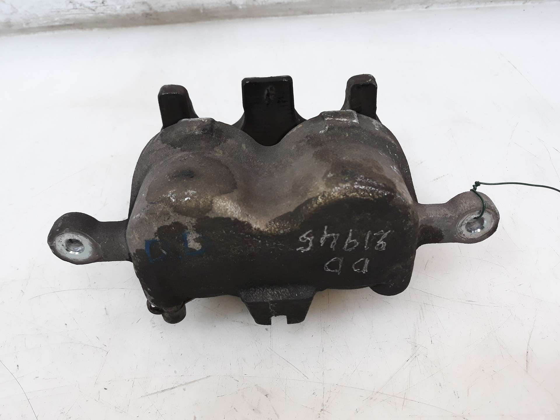 PINZA FRENO DELANTERA DERECHA CHEVROLET CAPTIVA 2006-2016 (96626068 1510090)