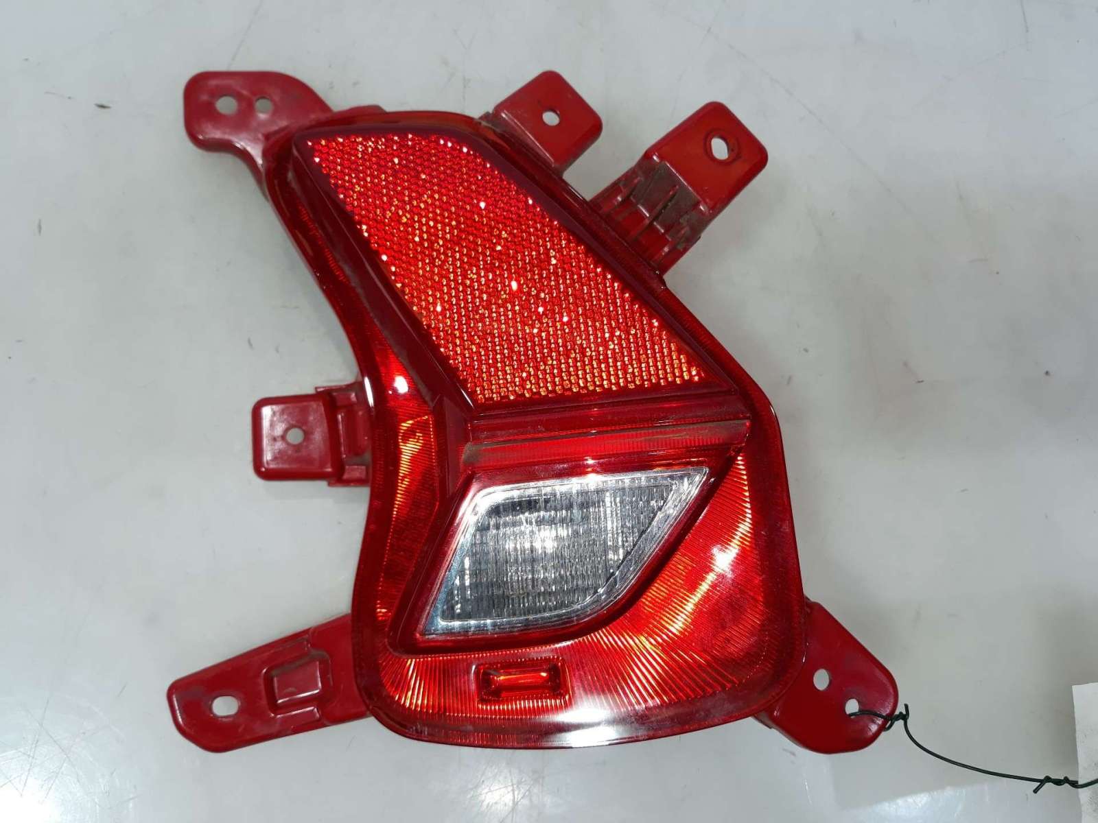 PILOTO TRASERO ANTINIEBLA KIA NIRO I (DE) 2016- (92406G5500 1444546)