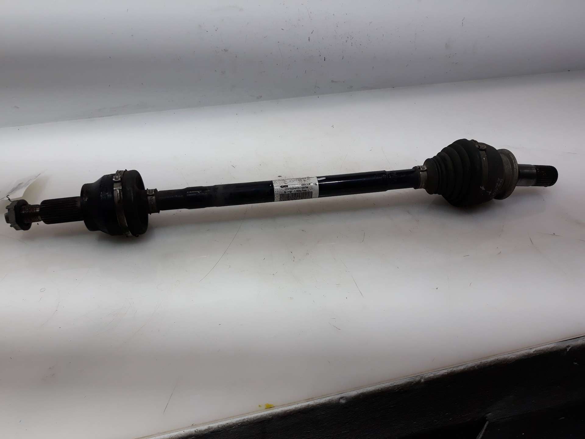 TRANSMISION TRASERA DERECHA JAGUAR XF II (X260) 2015- (GX734K139DB 1510468)