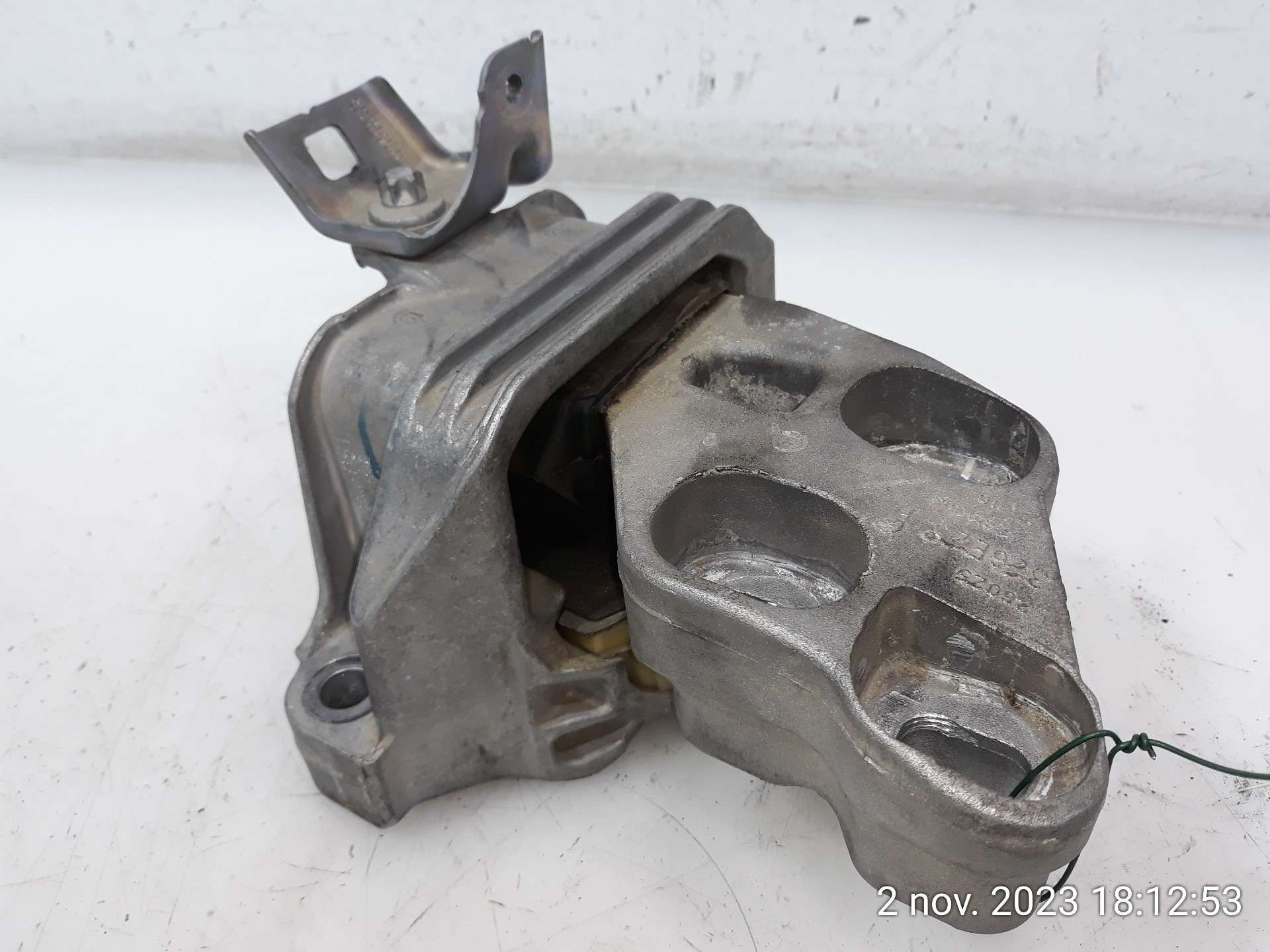 SOPORTE MOTOR MERCEDES-BENZ CLASE GLA (X156) 2013- (AC46000DF 1567097)