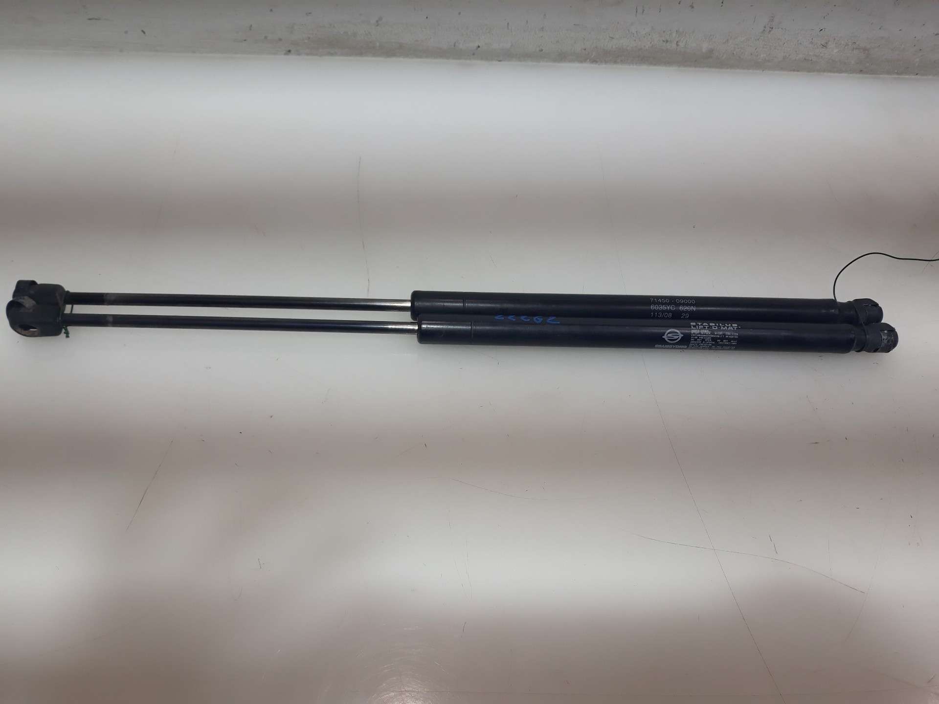 AMORTIGUADORES CAPO SSANGYONG KYRON 2005-2011 (7145009000 1567123)