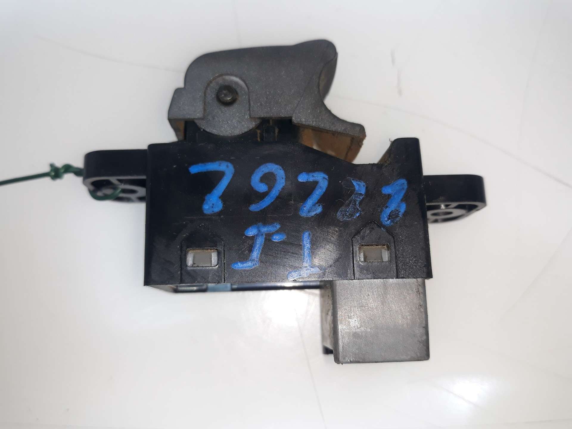 MANDO ELEVALUNAS TRASERO IZQUIERDO SSANGYONG KYRON 2005-2011 (202005301 1567153)