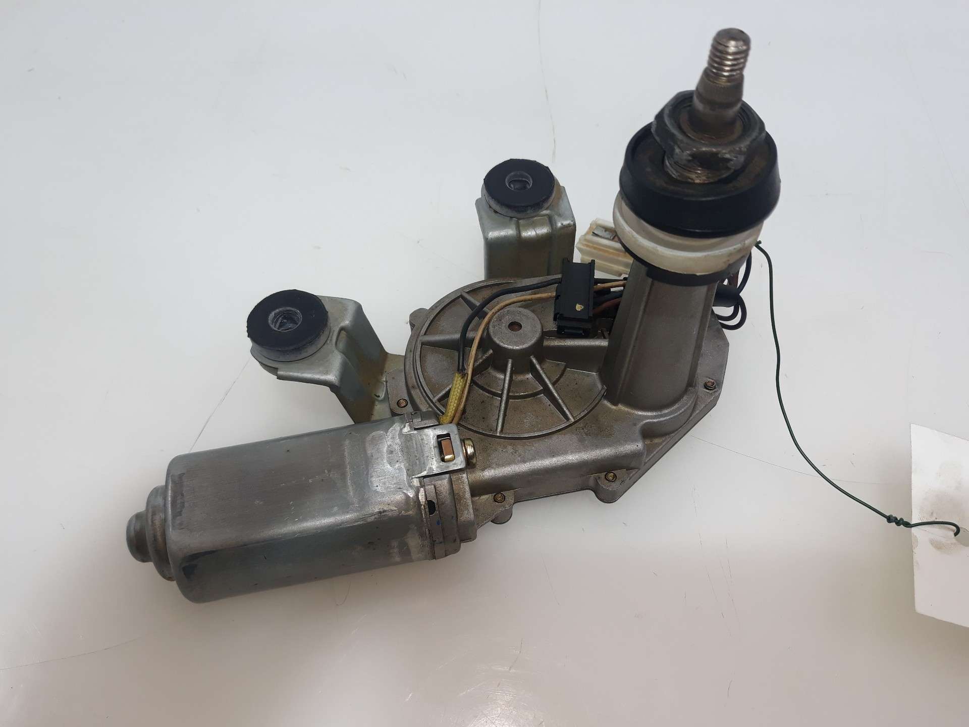 MOTOR LIMPIA TRASERO SSANGYONG KYRON 2005-2011 (8615009001 1567168)