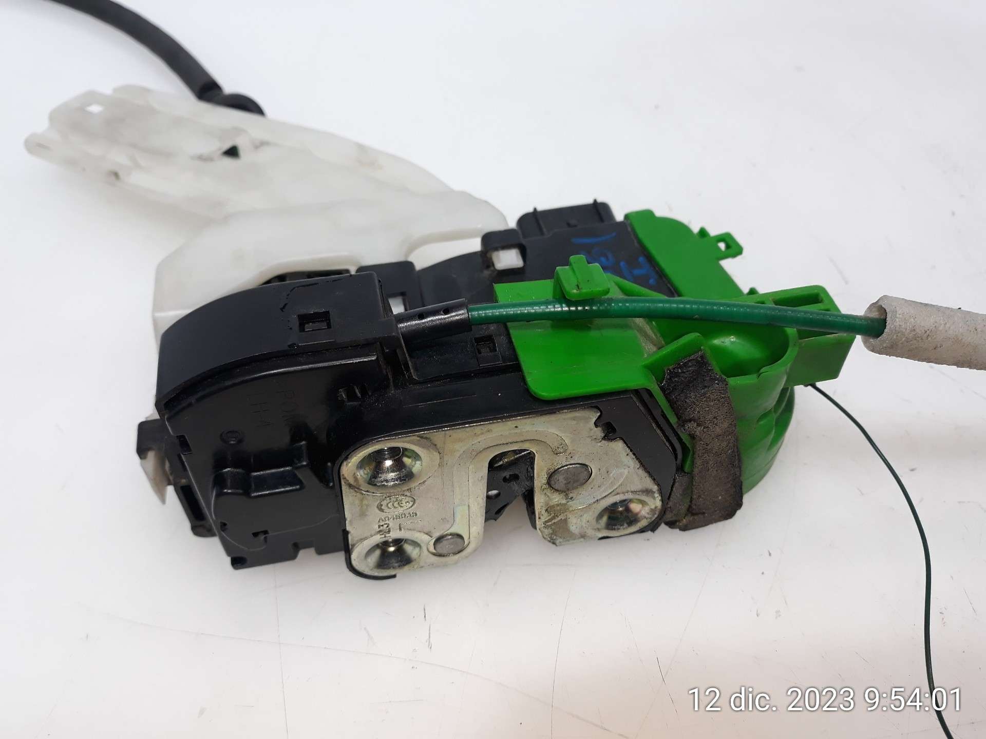 CERRADURA PUERTA TRASERA IZQUIERDA HYUNDAI i40 I (VF) 2012-2019 (814103Z000 1568057)