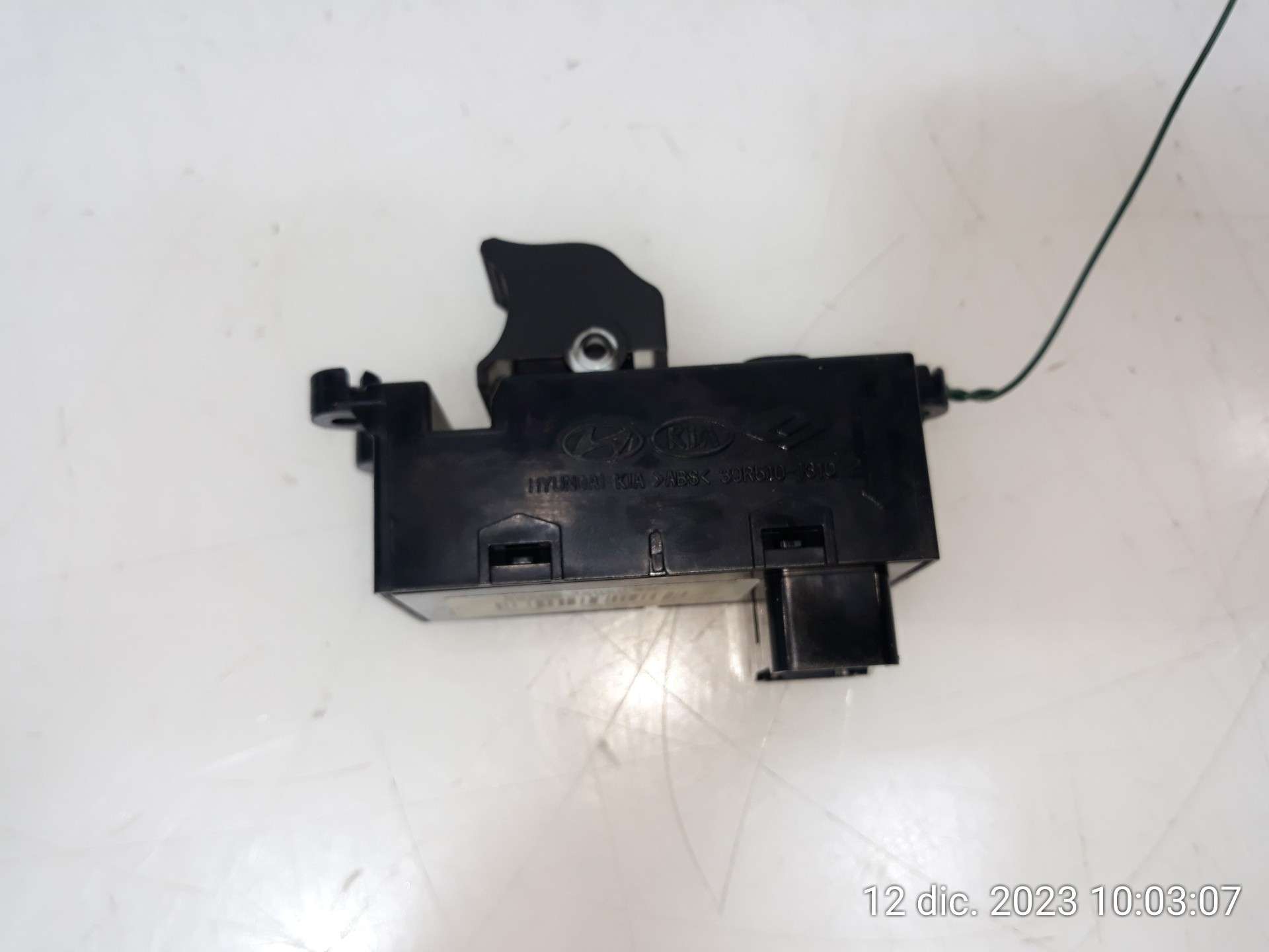 MANDO ELEVALUNAS TRASERO DERECHO HYUNDAI i40 I (VF) 2012-2019 (935803Z050 1568074)