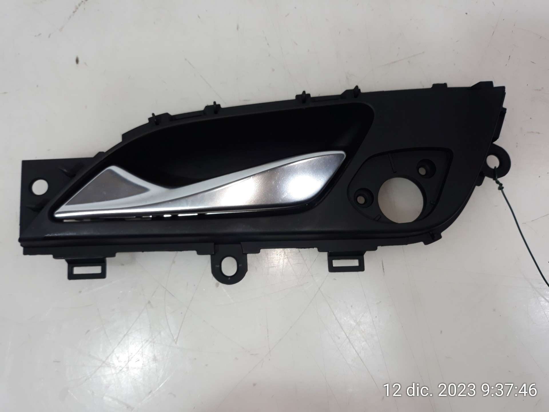 MANETA INTERIOR TRASERA IZQUIERDA HYUNDAI i40 I (VF) 2012-2019 (836103Z030RY 1568086)