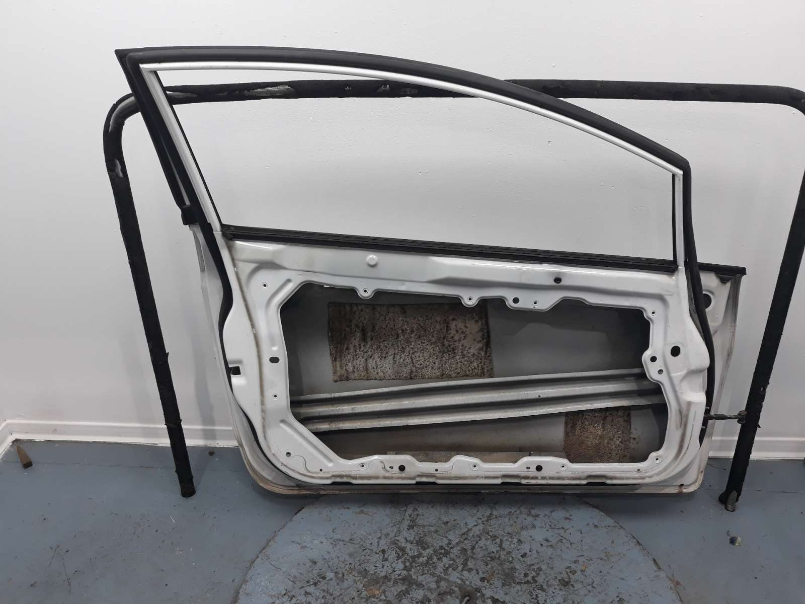 PUERTA DELANTERA IZQUIERDA 1806118 1806118 