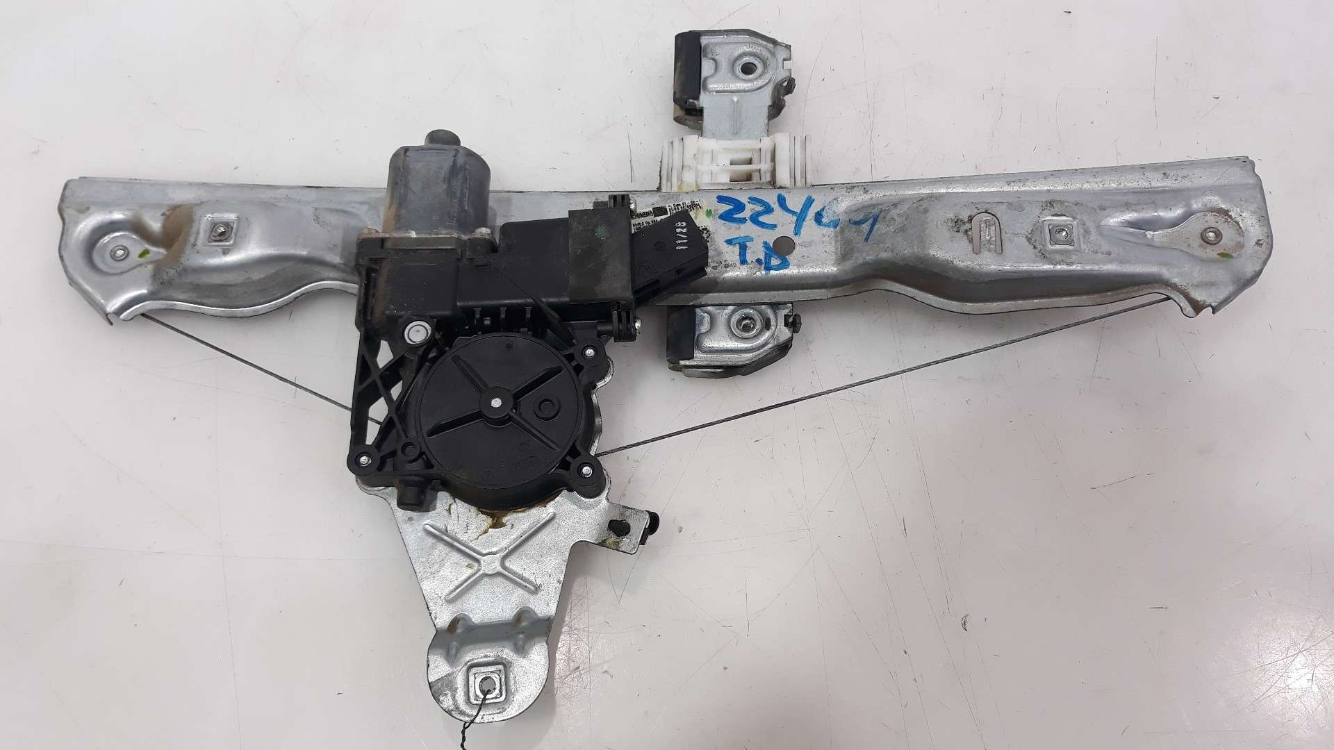 ELEVALUNAS TRASERO DERECHO OPEL MERIVA B 2010-2017 (13354550 1568520)