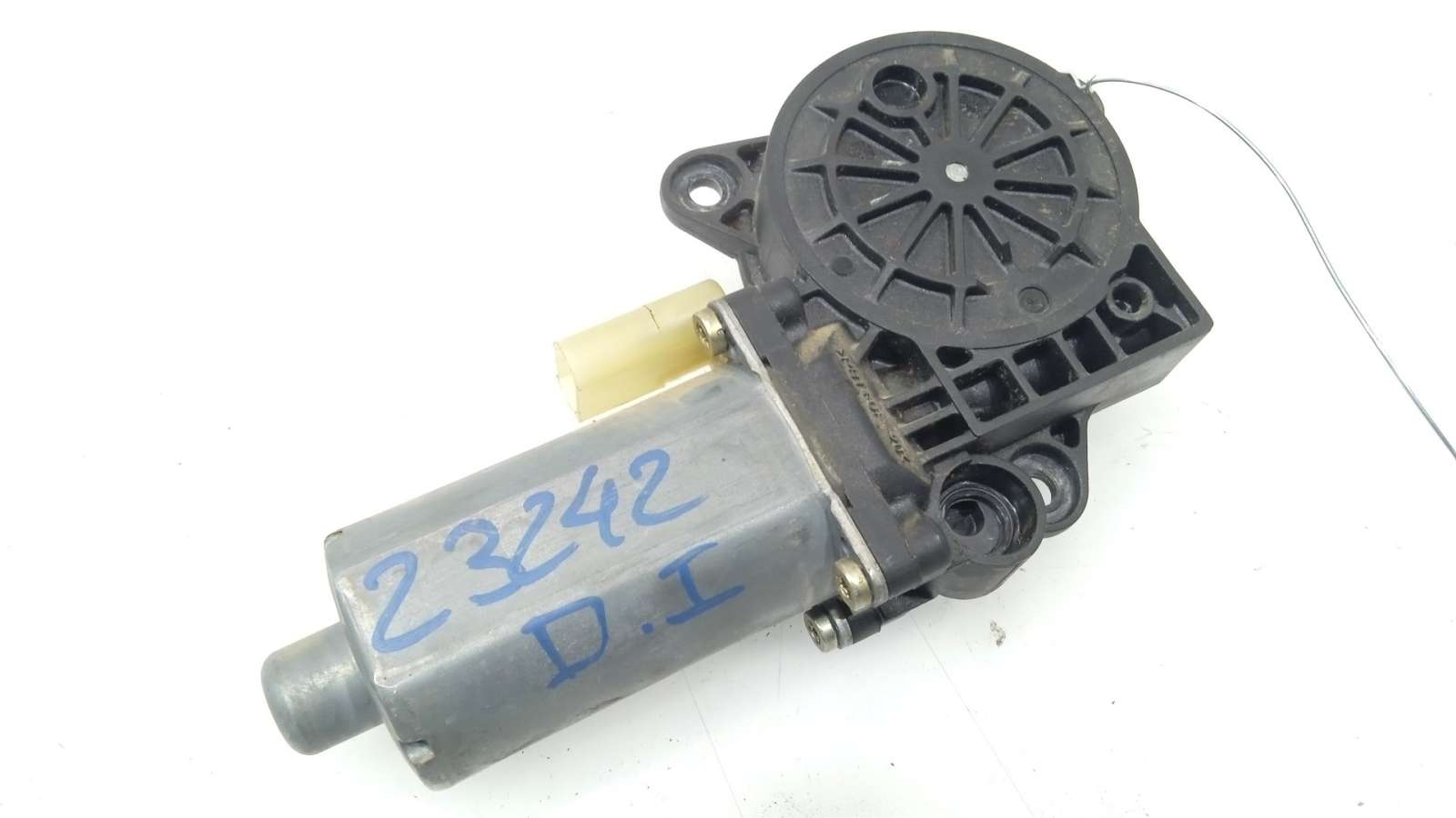 MOTOR ELEVALUNAS DELANTERO IZQUIERDO FORD FIESTA (CBK) 2001-2008 (0130821938 1667621)
