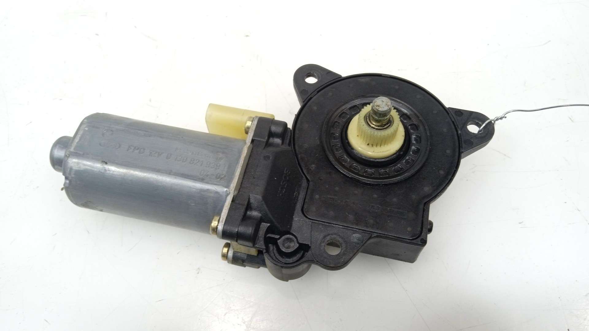 MOTOR ELEVALUNAS DELANTERO DERECHO FORD FIESTA (CBK) 2001-2008 (0130821939 1667622)