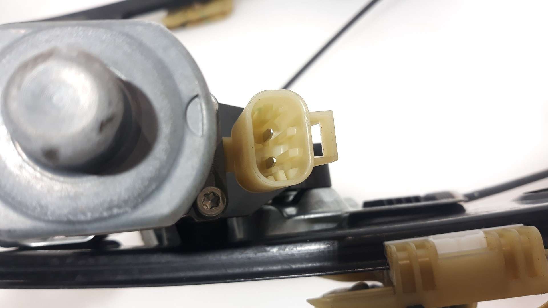 ELEVALUNAS DELANTERO DERECHO CHEVROLET MALIBU 2012-2014 (22826512 1623049)