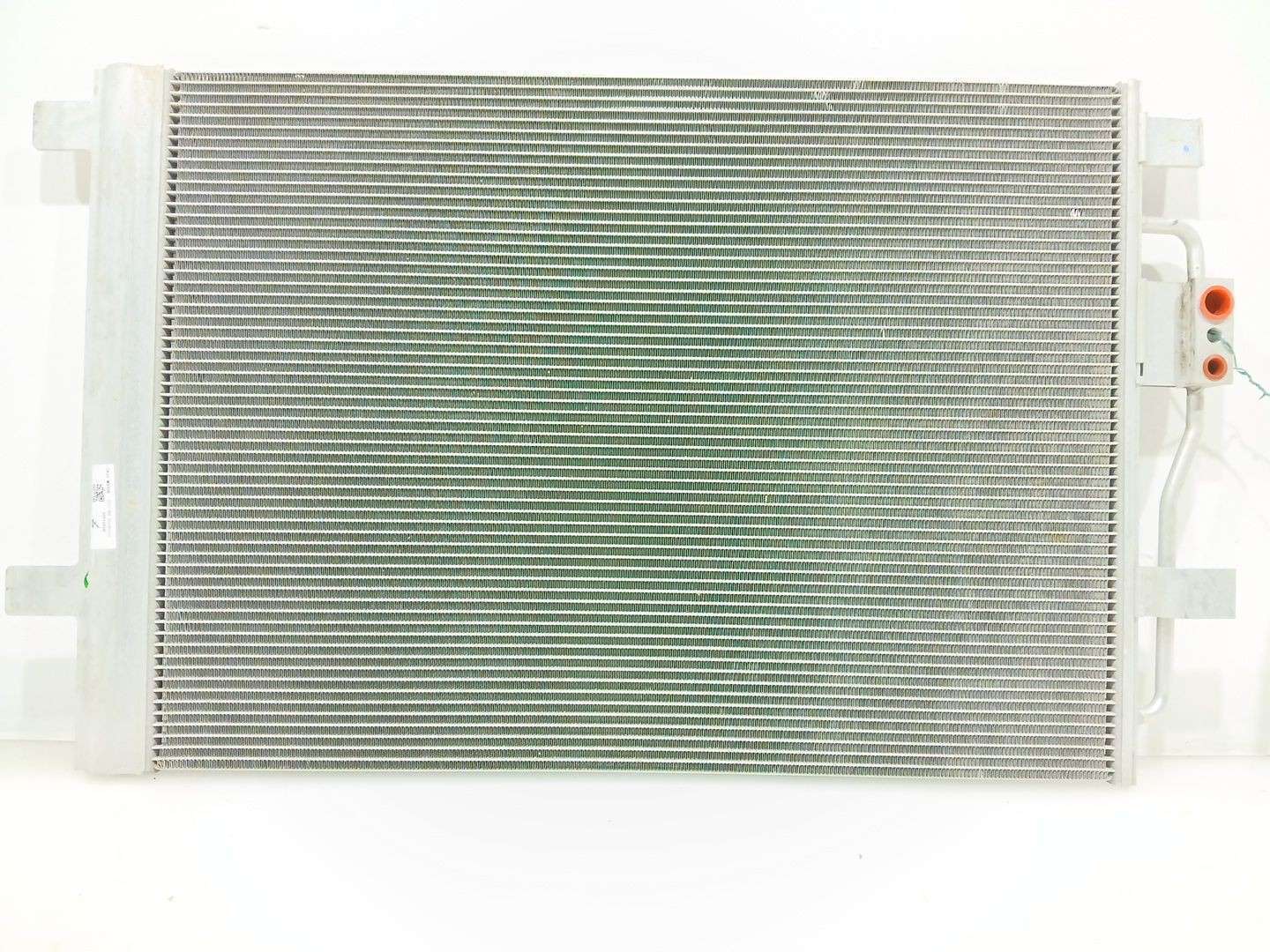 CONDENSADOR / RADIADOR  AIRE ACONDICIONADO MG ZS SUV (AZS1) 2017- (10916968 1687007)