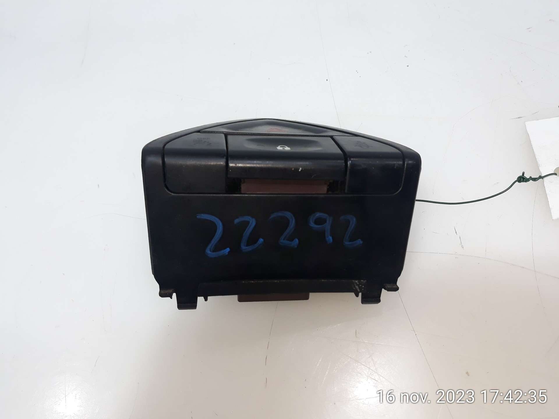 WARNING RENAULT KOLEOS 2008-2015 (68485JY00A 1570682)