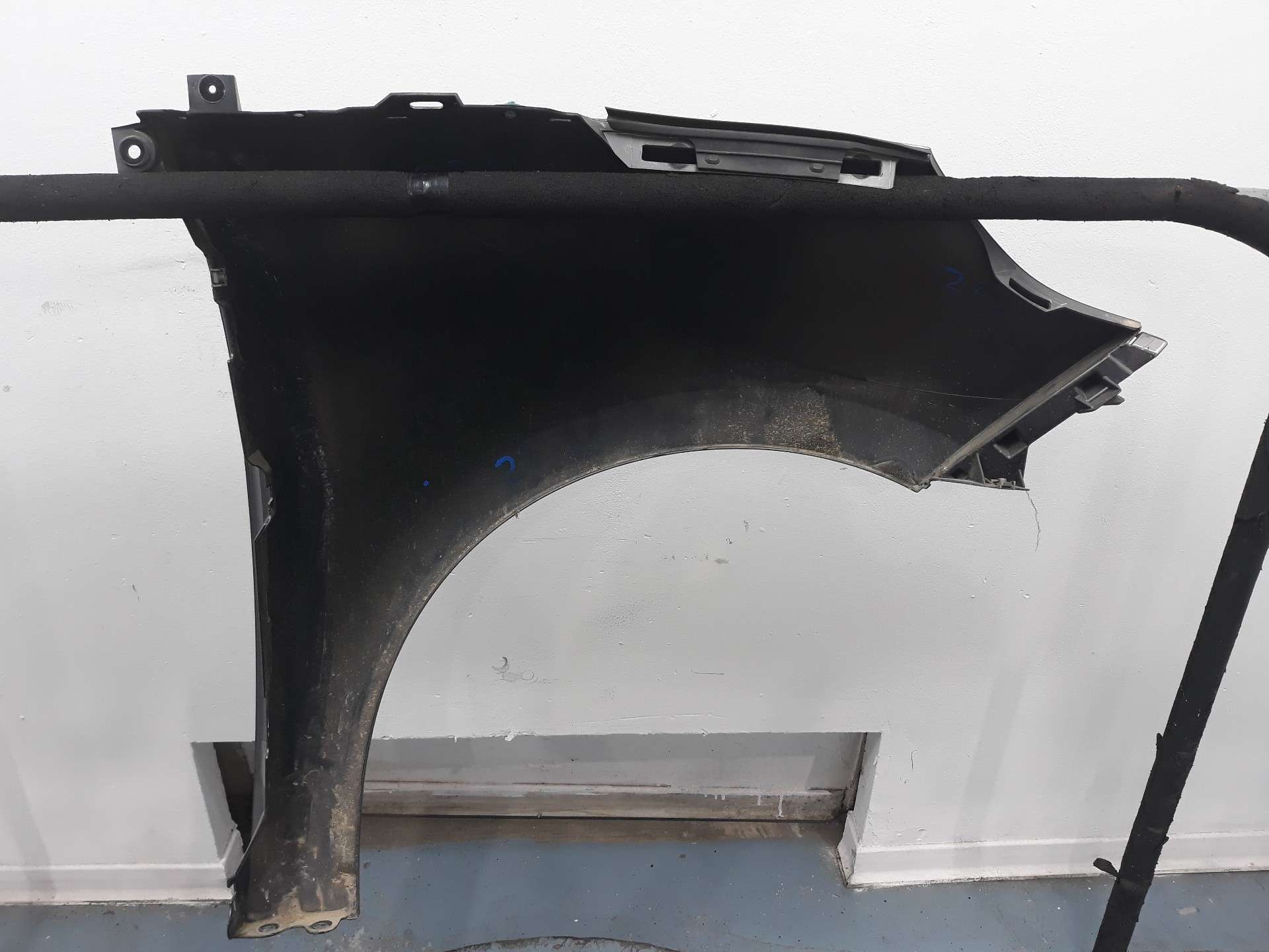 ALETA DELANTERA IZQUIERDA RENAULT SCENIC III 2009-2016 (631017581R 1515615)