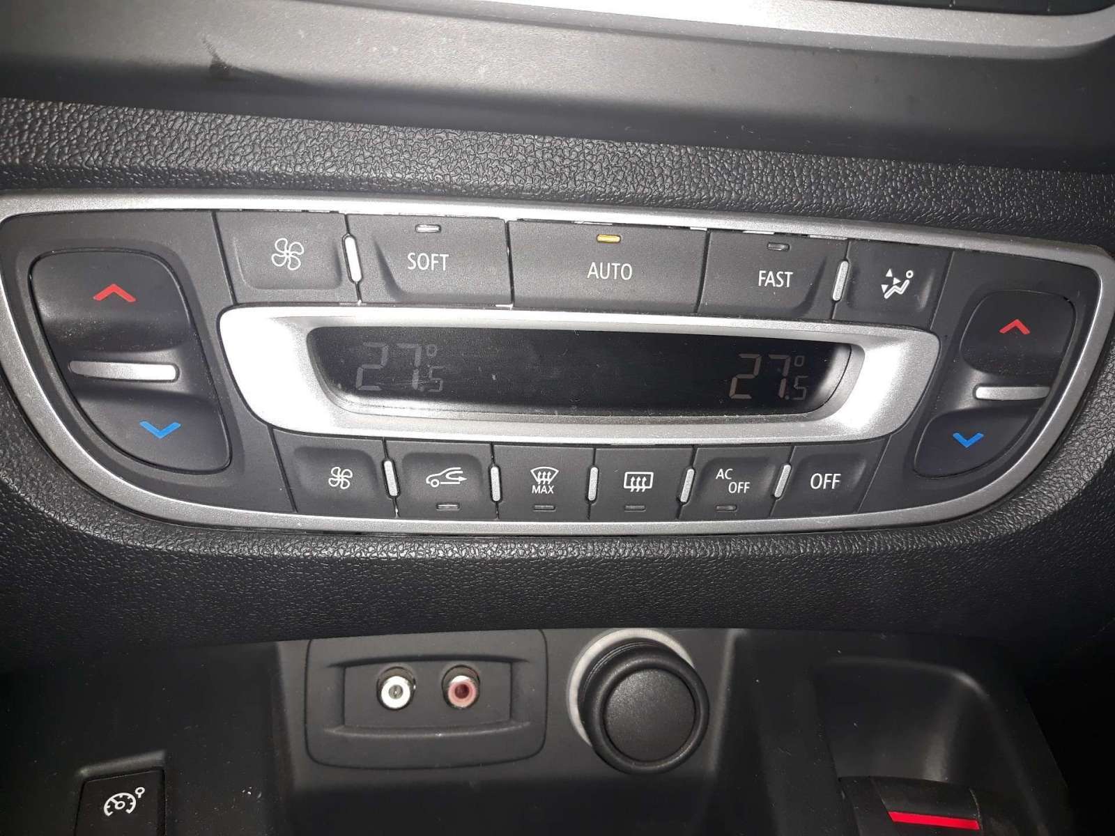 MANDO CLIMATIZADOR RENAULT SCENIC III 2009-2016 (275100026R 1515629)