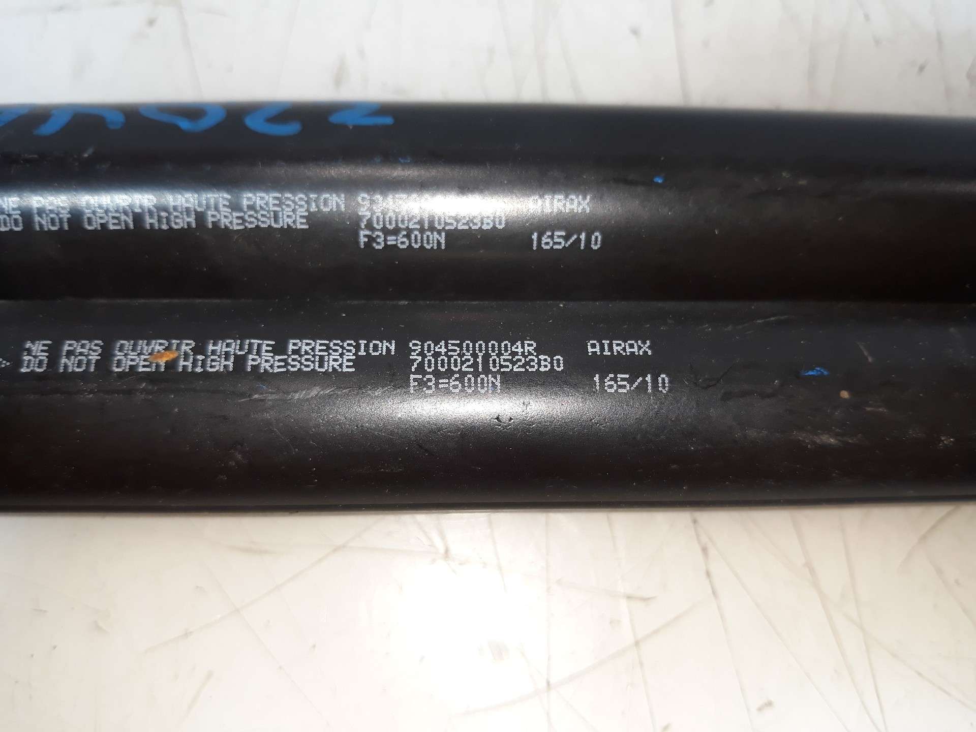 AMORTIGUADORES MALETERO / PORTON RENAULT SCENIC III 2009-2016 (904500004R 1515645)